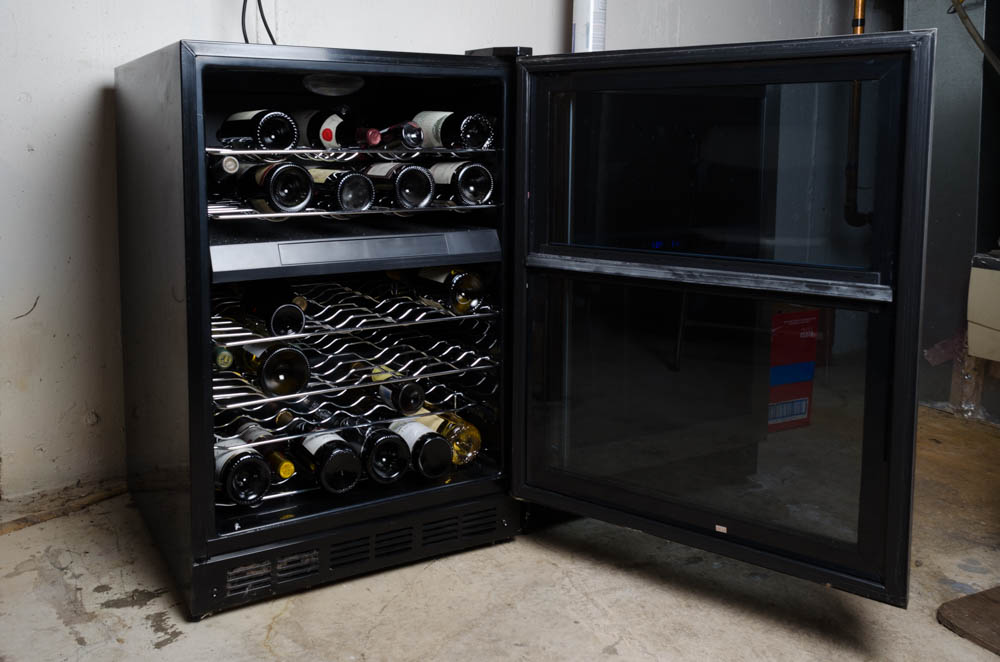 Magic Chef Wine and Beverage Cooler Model MCWC44DZ EBTH