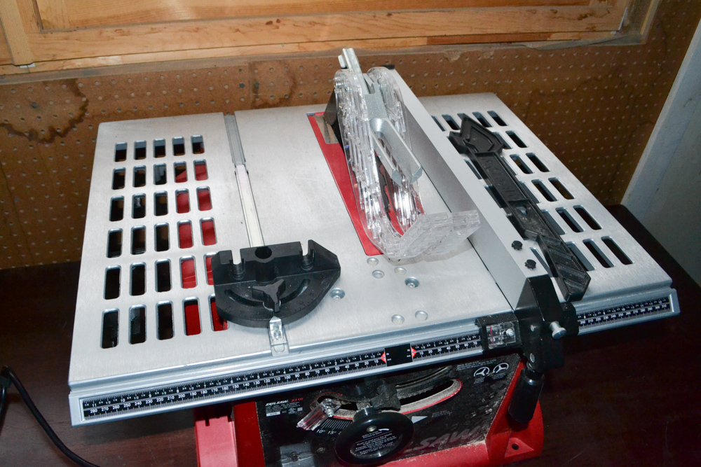 Skilsaw 3310 10" Table Saw and Stand EBTH