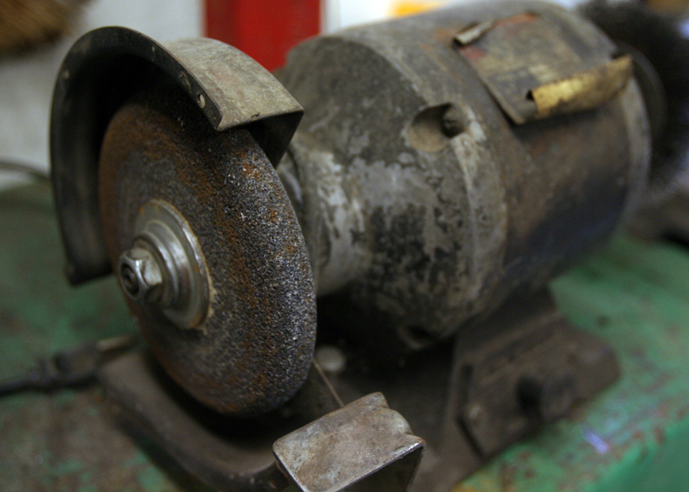 Buffalo 6" Electric Bench Grinder EBTH