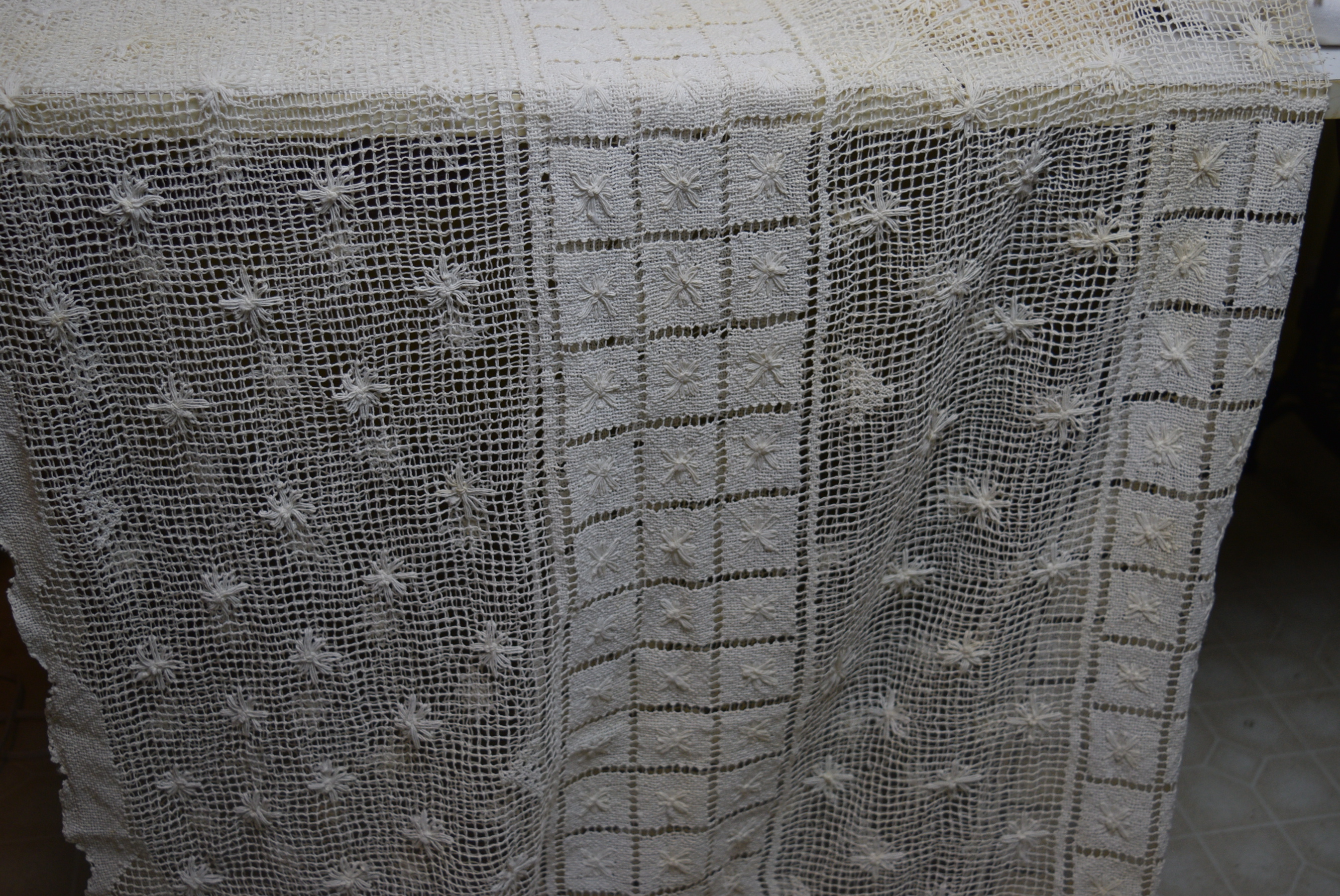 Vintage Table Linens EBTH