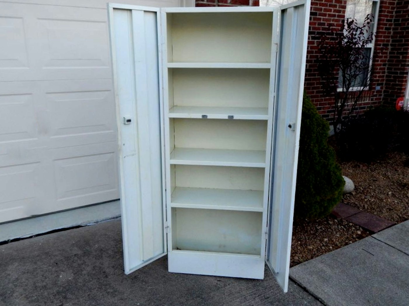 Vintage White Metal Cabinet : EBTH