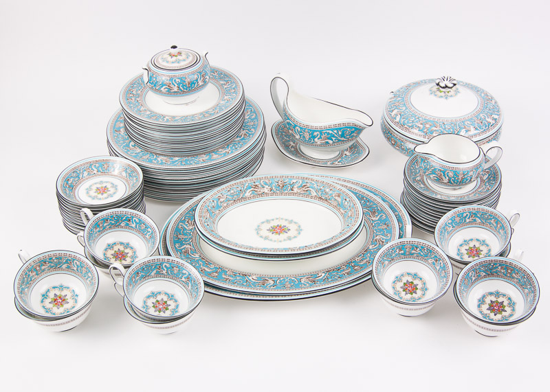 Wedgwood Bone China Florentine Pattern Set EBTH