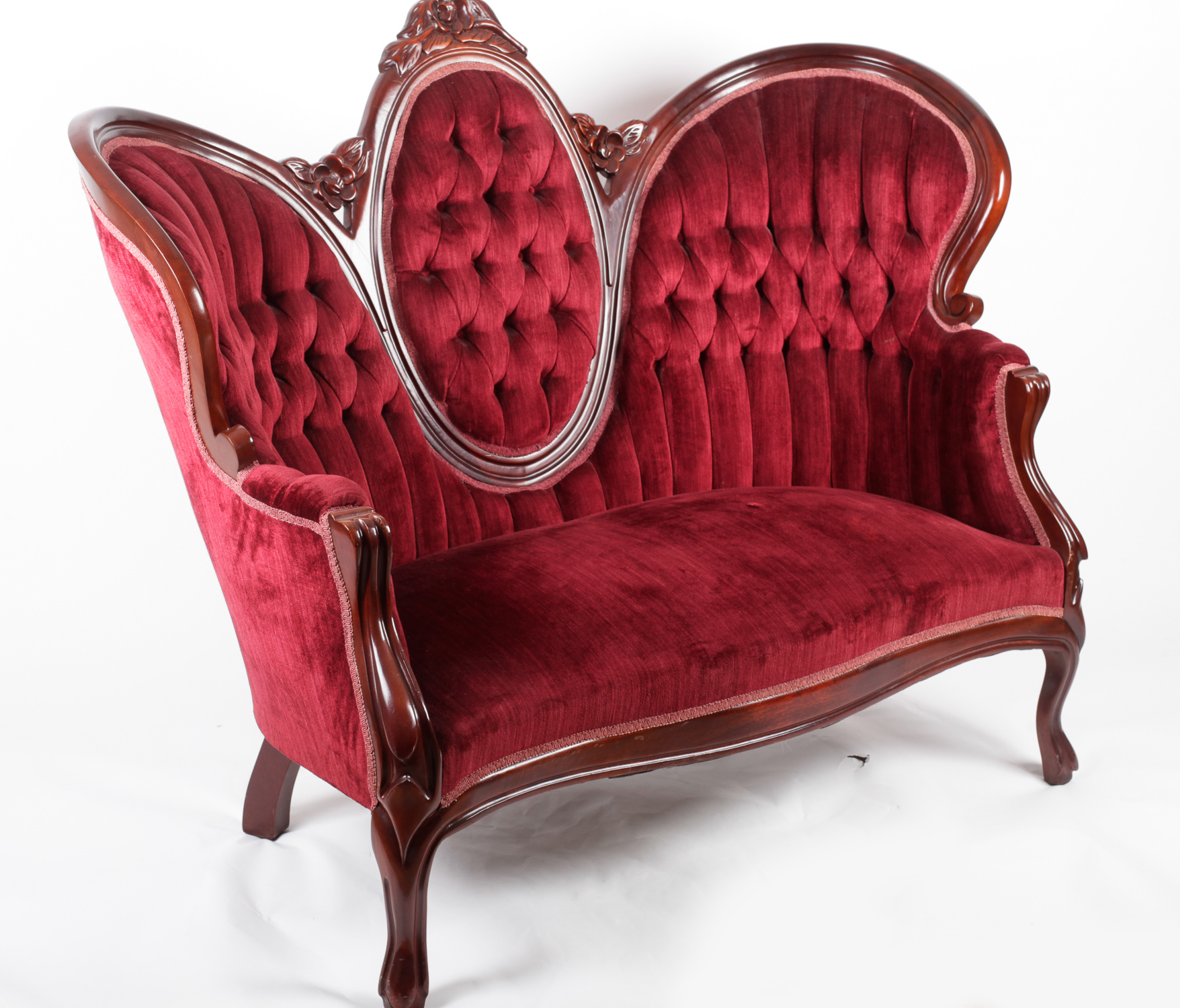 Kimball Reproduction Victorian Settee EBTH