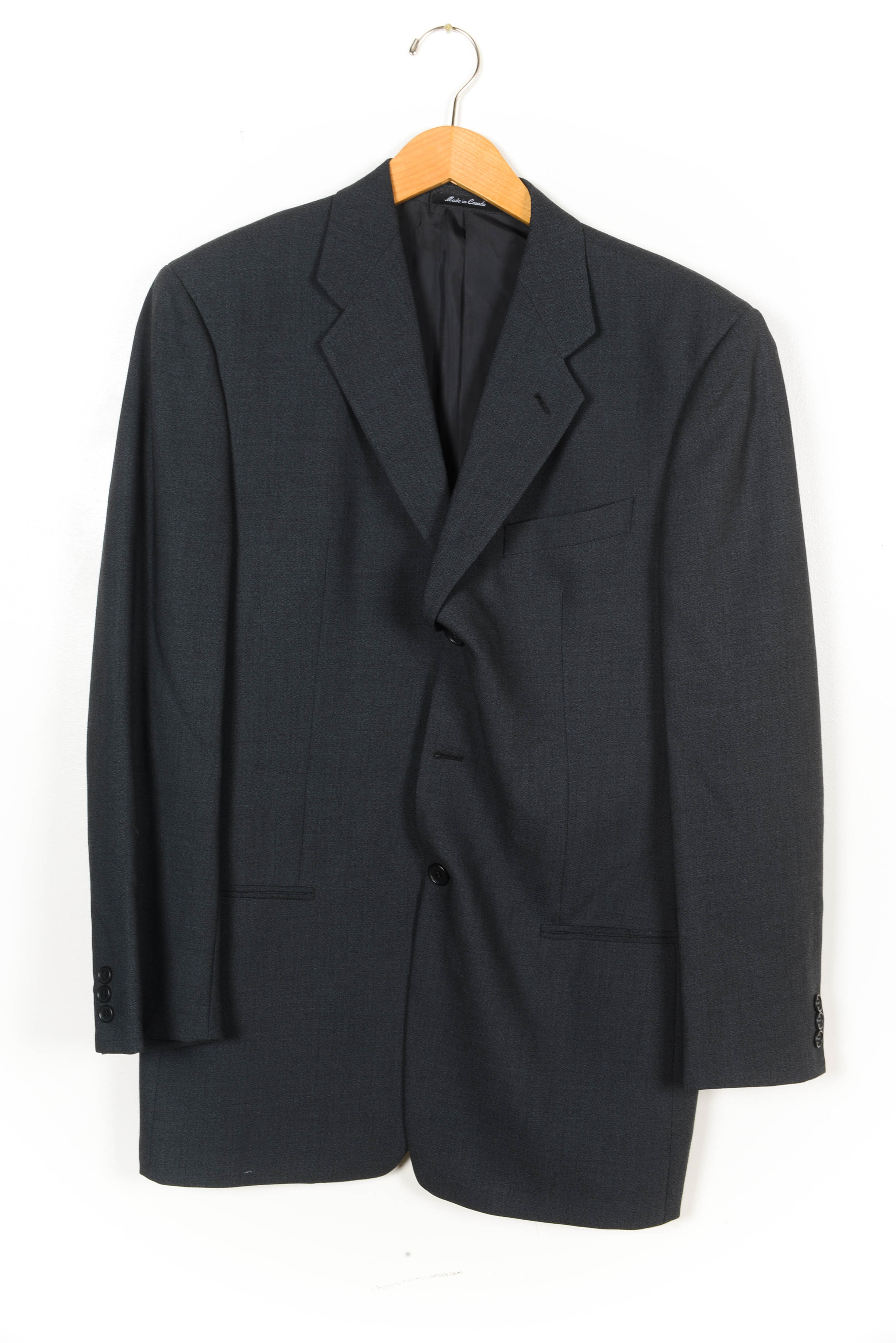 Men's Mani for Dillards Dark Grey Suit EBTH