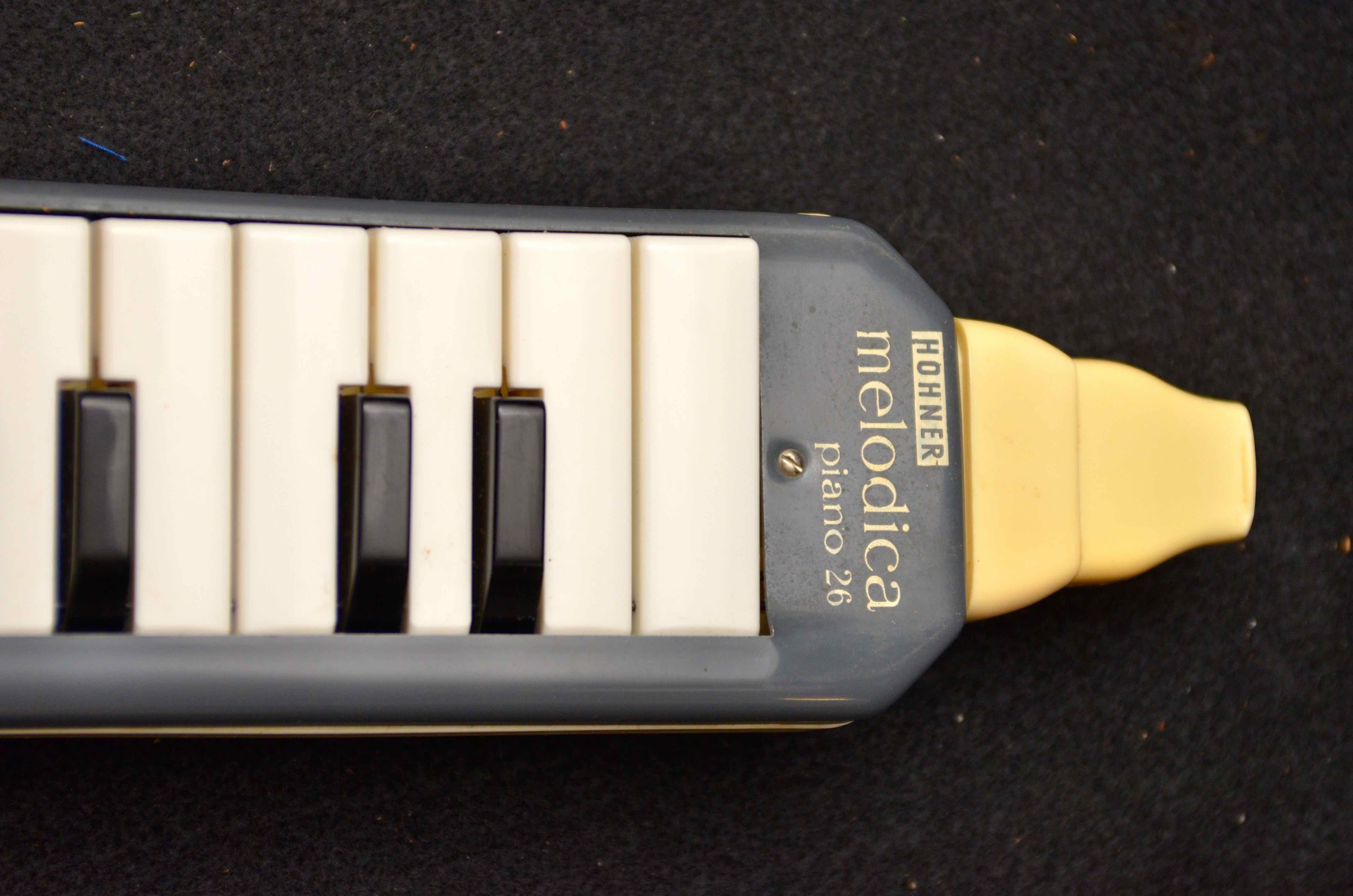 Hohner Melodica Piano 26 EBTH