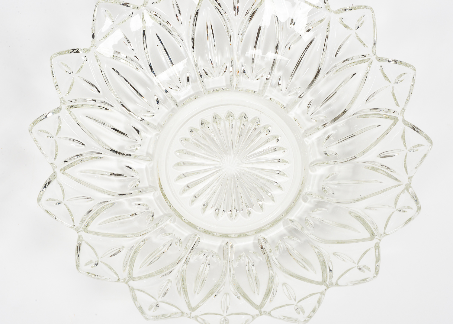 Pair of Pressed Glass Dishes EBTH