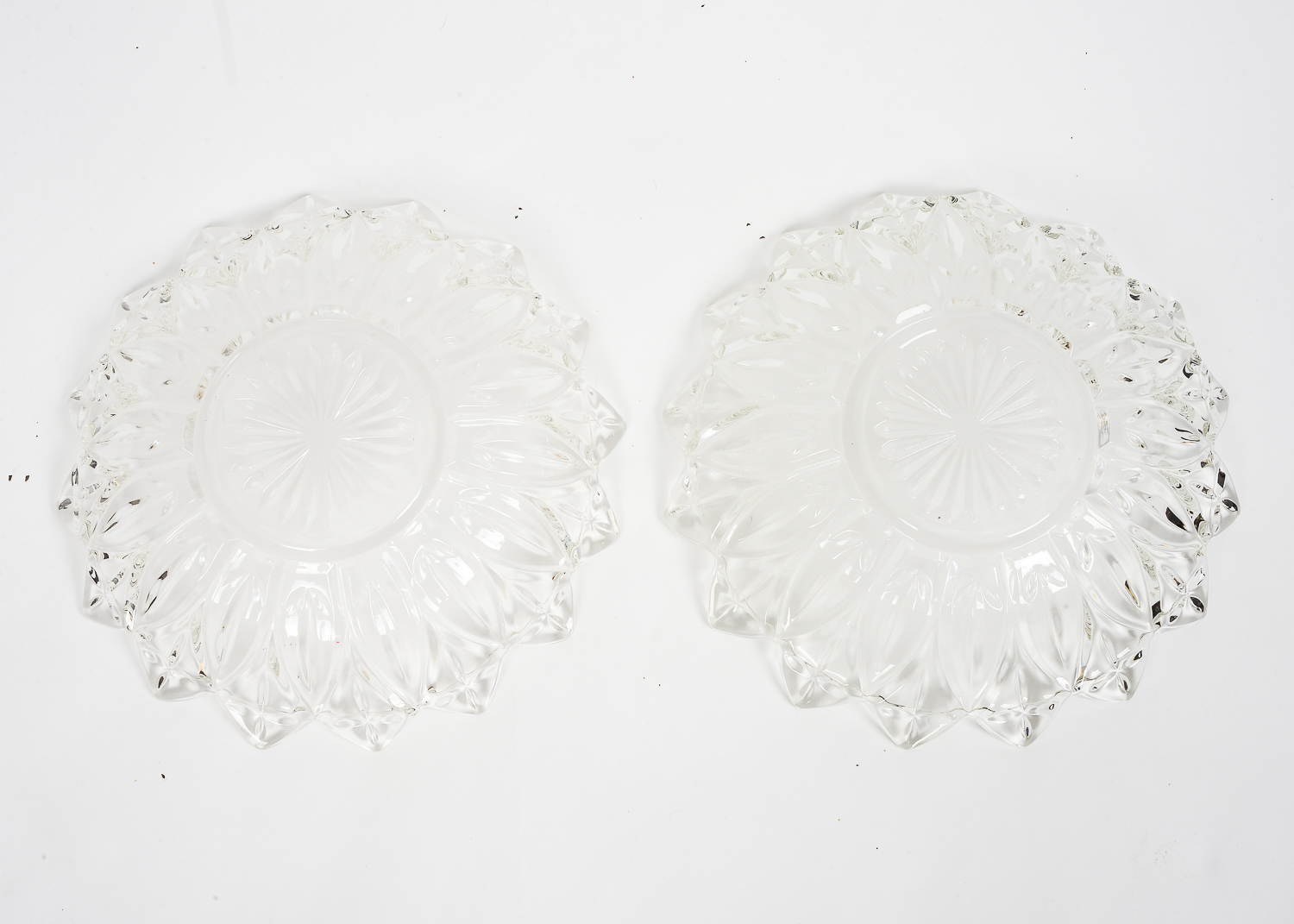 Pair of Pressed Glass Dishes EBTH