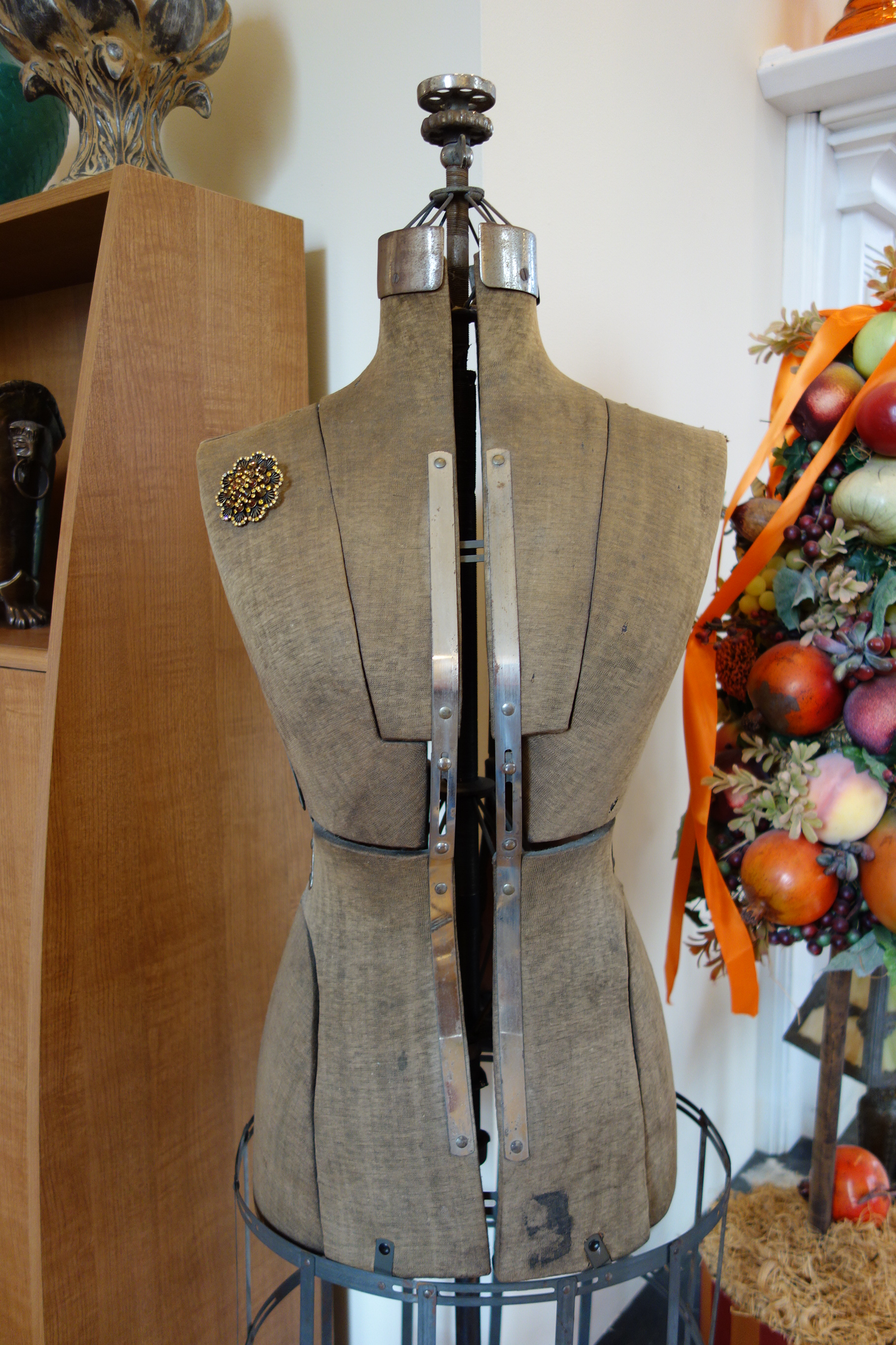 Antique ACME L&M Adjustable Dress Form EBTH