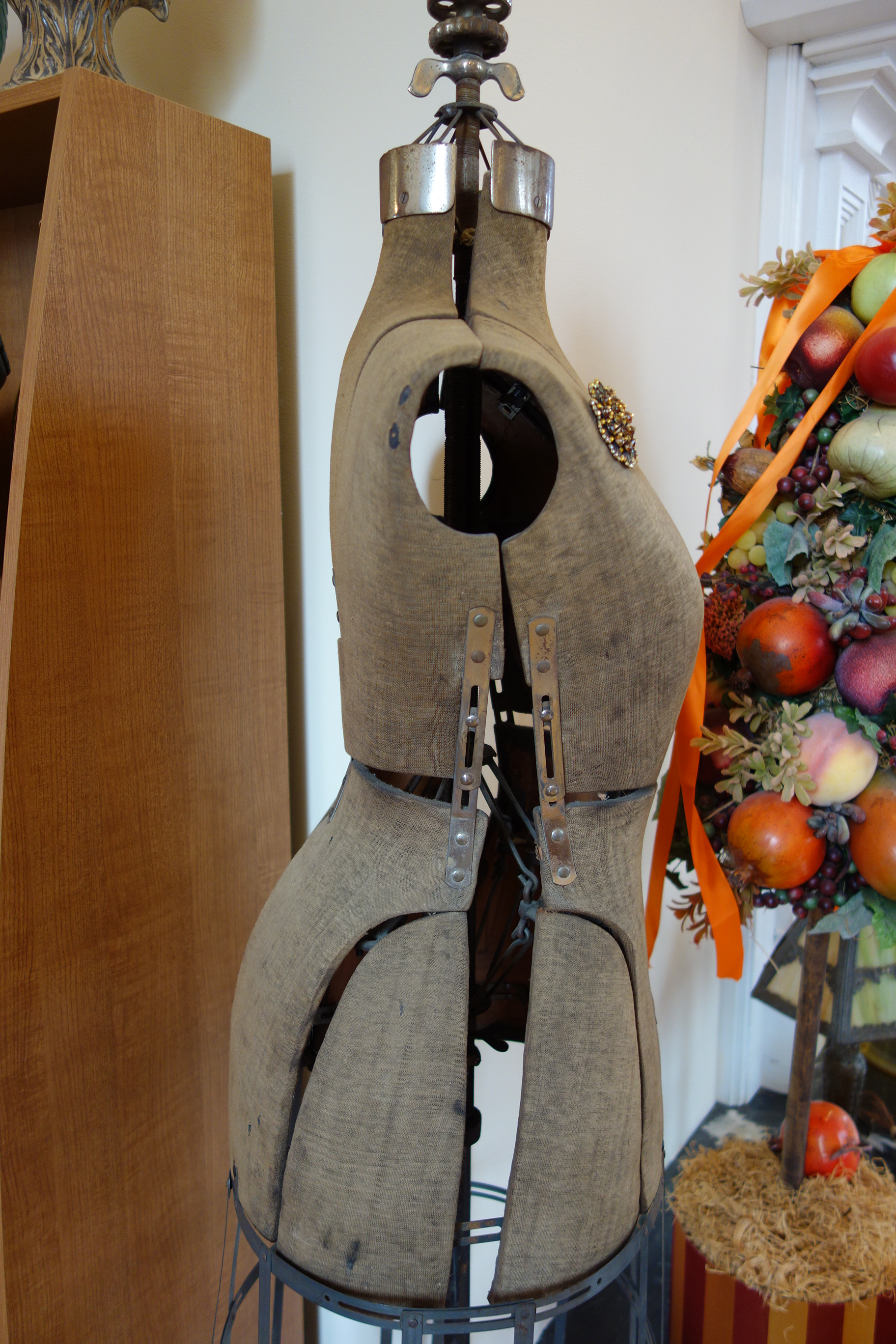 Antique ACME L&M Adjustable Dress Form EBTH