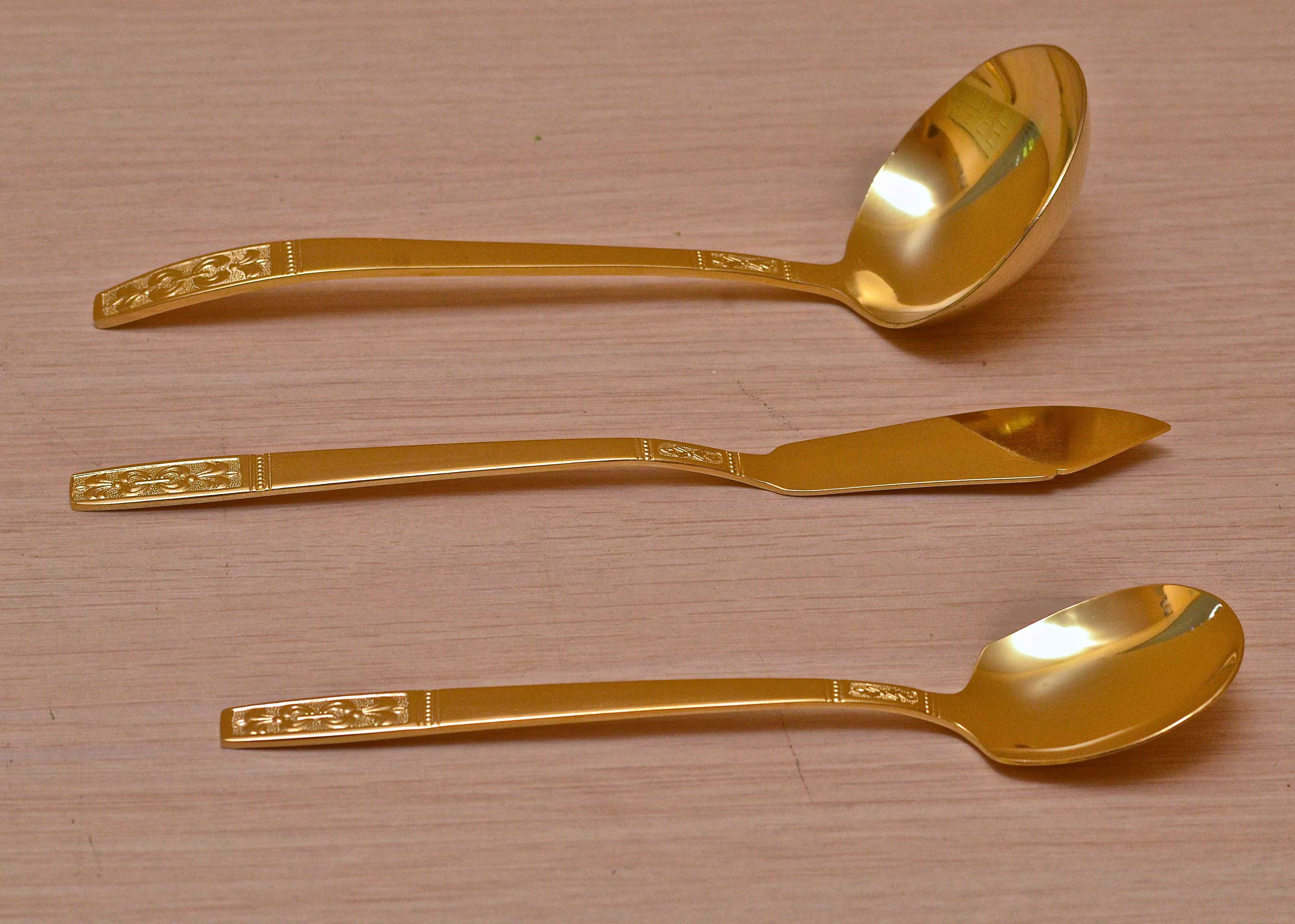 Present Korea Gold Tone Stainless Service for 12 in "Claudia" EBTH