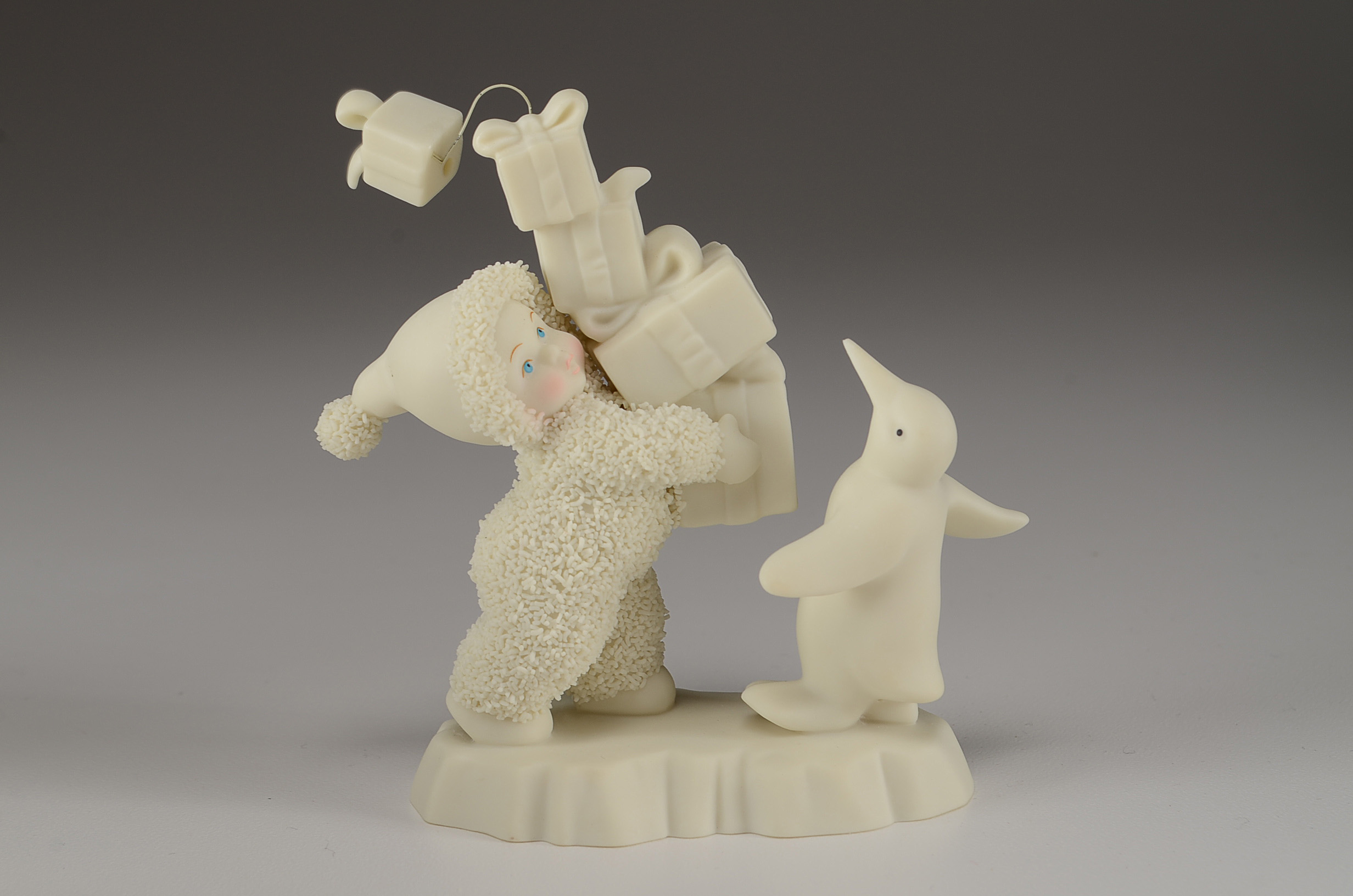 Assorted Snow Baby Figurines EBTH