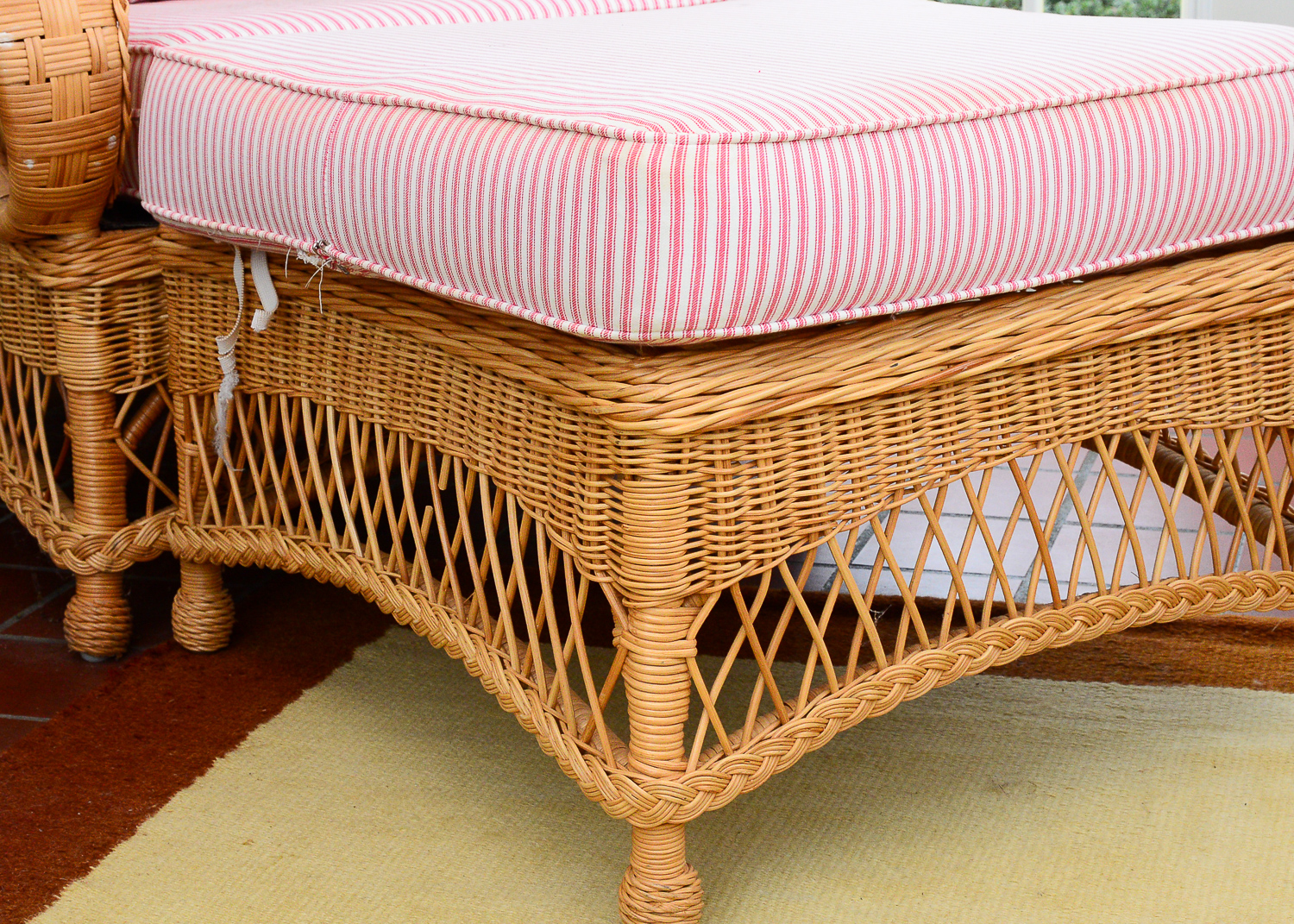 Henry Link Wicker Patio Chair and Ottoman EBTH