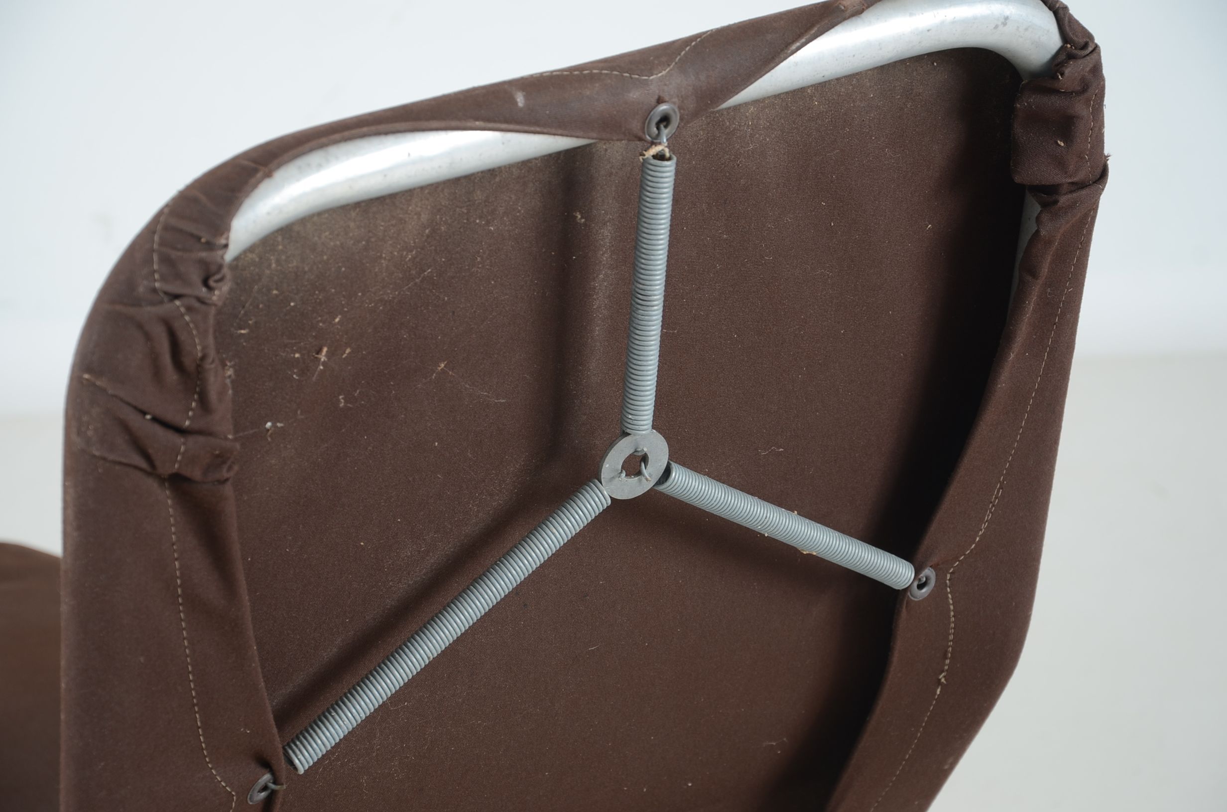 Pair of Barwa Lounge Chairs EBTH