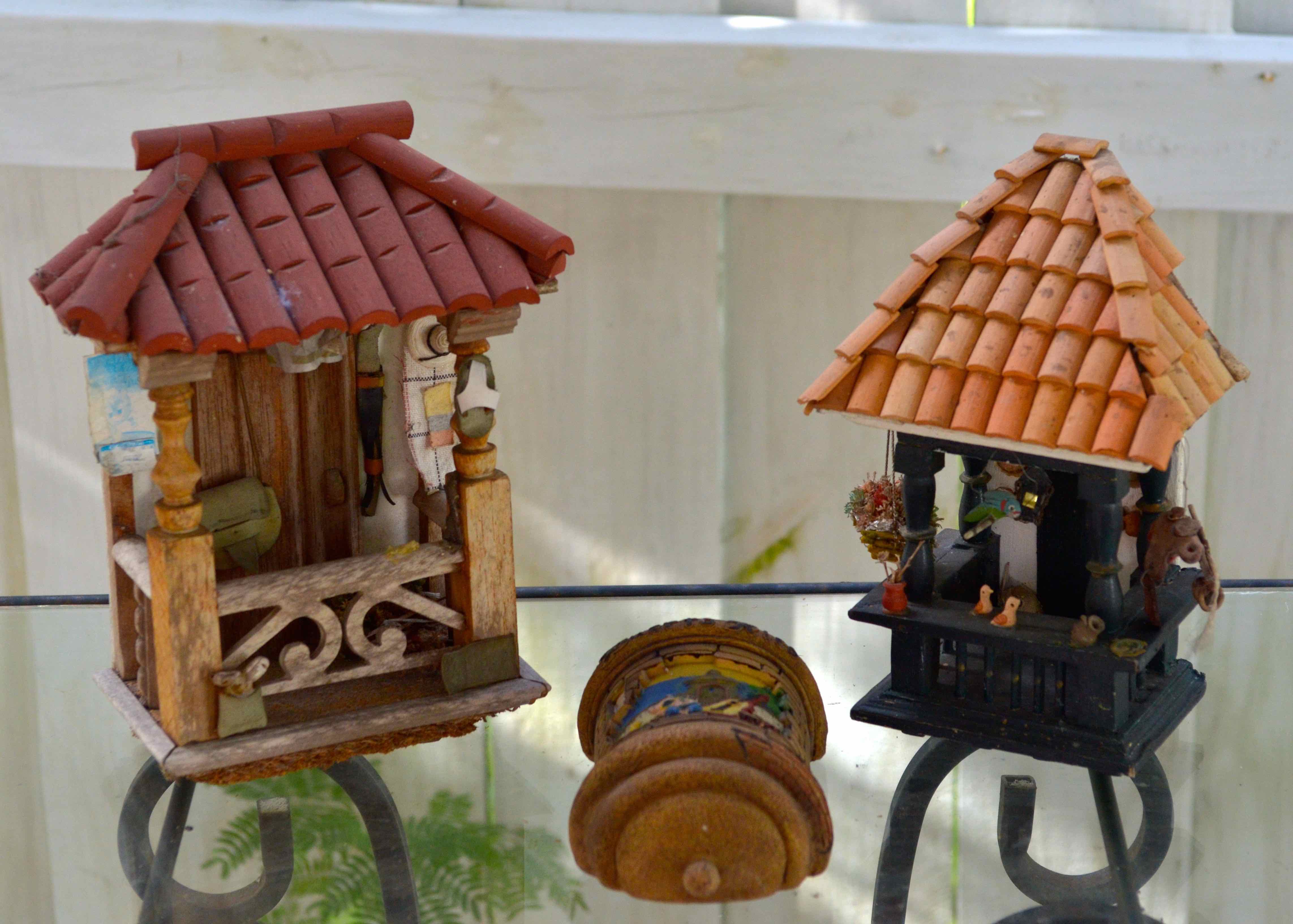 Pair Of Handmade Wooden Huts And Puerto Rican Wall Decor Ebth