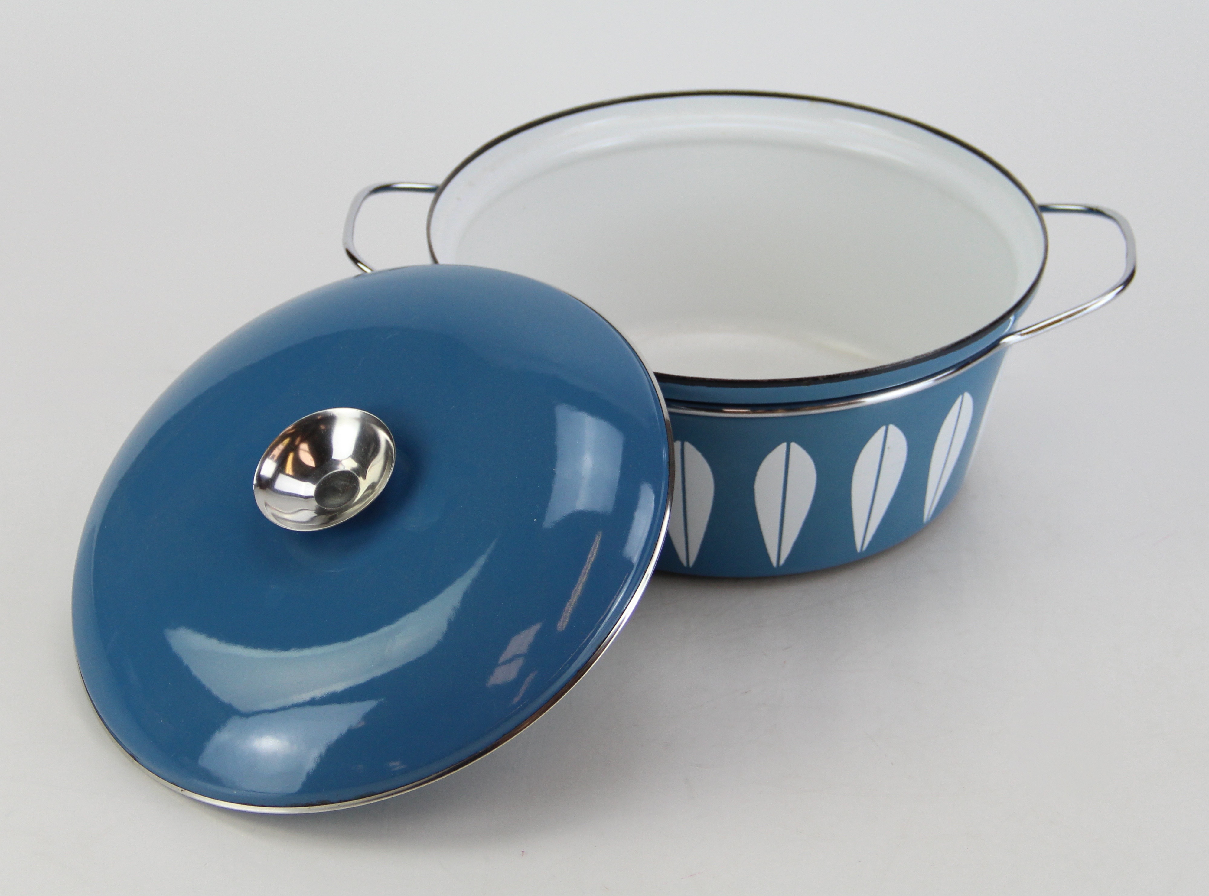 Vintage Cathrineholm Enamel Baking Dish with Lid EBTH