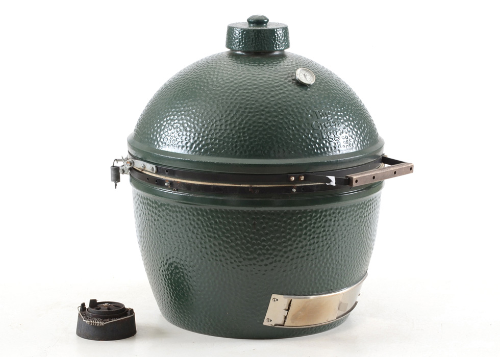 Big Green Egg Ceramic Cooker EBTH