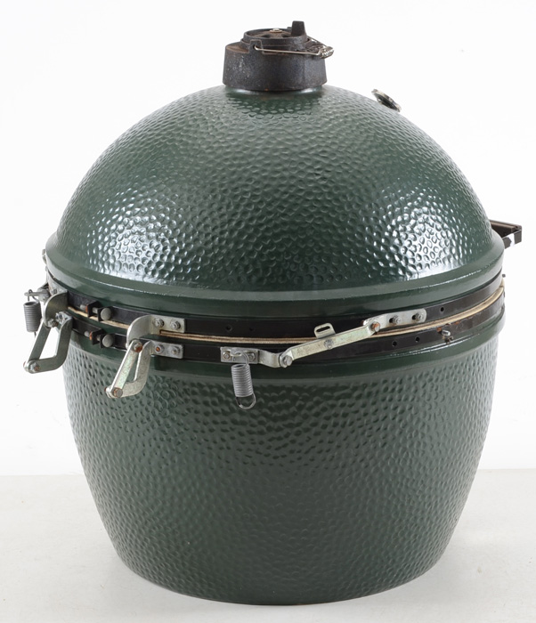 Big Green Egg Ceramic Cooker EBTH
