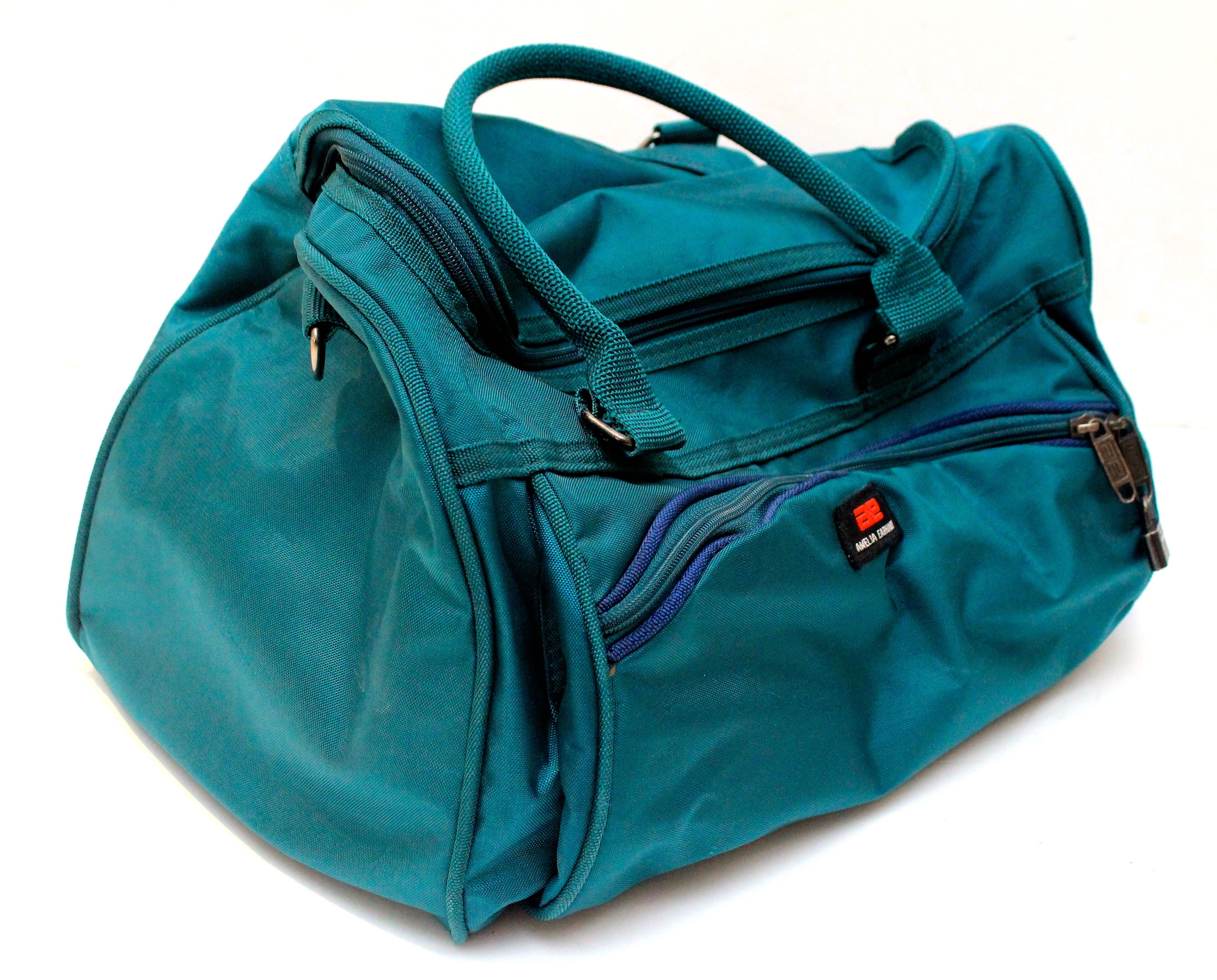 Collection of Green Samsonite Luggage EBTH