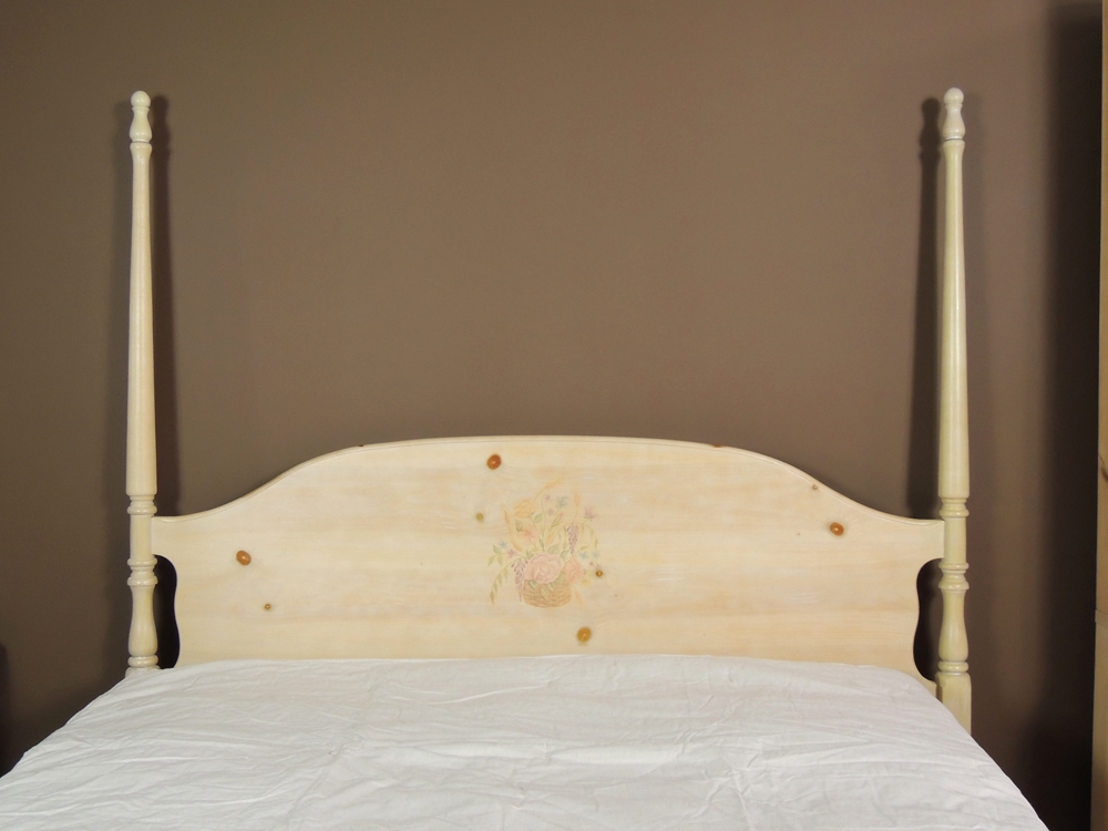 Vaughan Farmhouse Washed Pine Four Poster Bed EBTH
