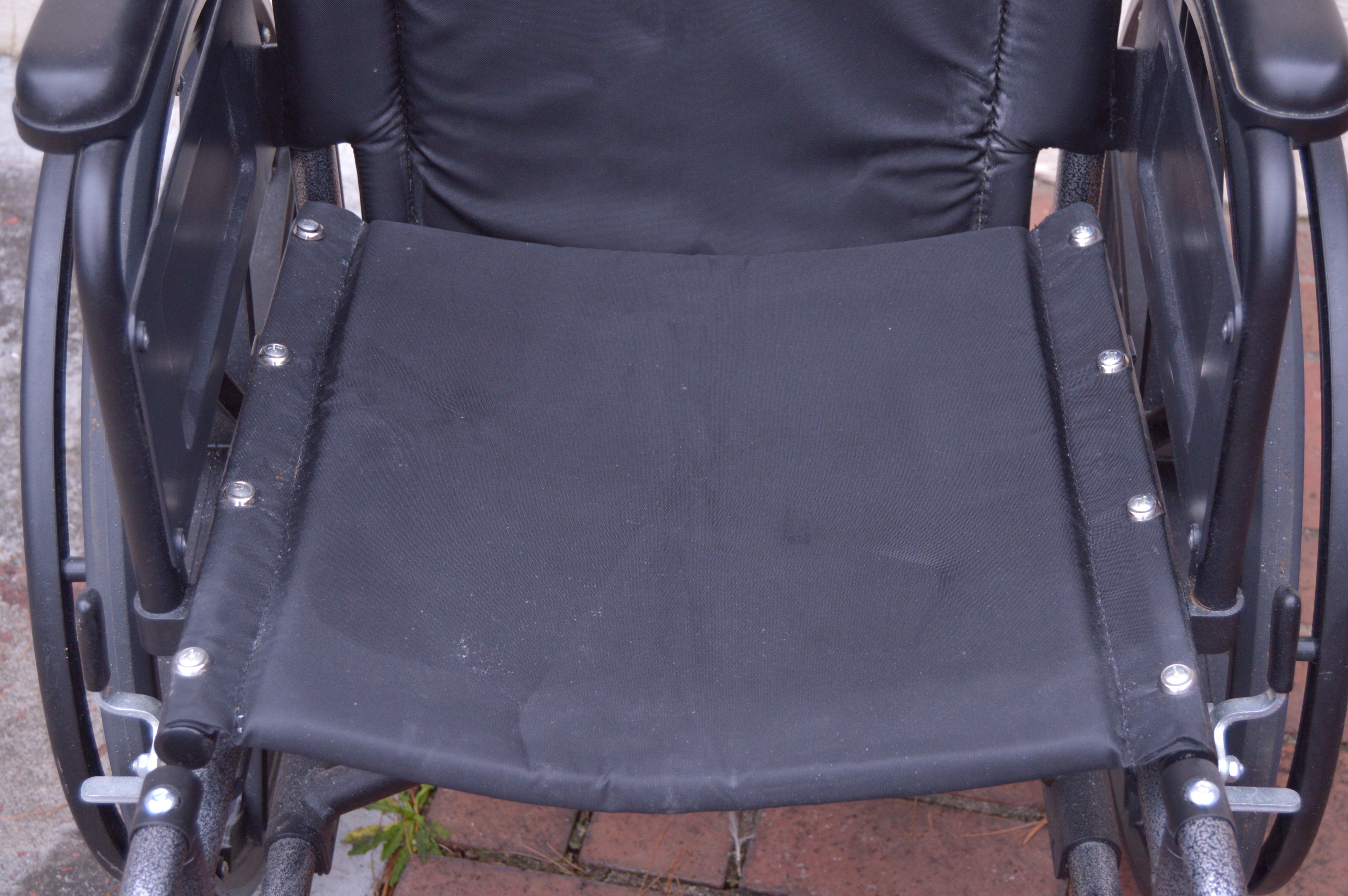 Breezy 500 Collapsible Wheel Chair EBTH