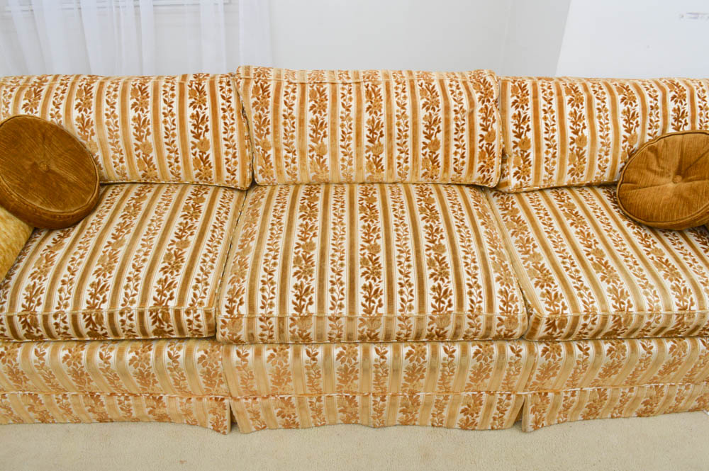 Vintage Henredon Velvet Brocatelle Tuxedo Sofa EBTH