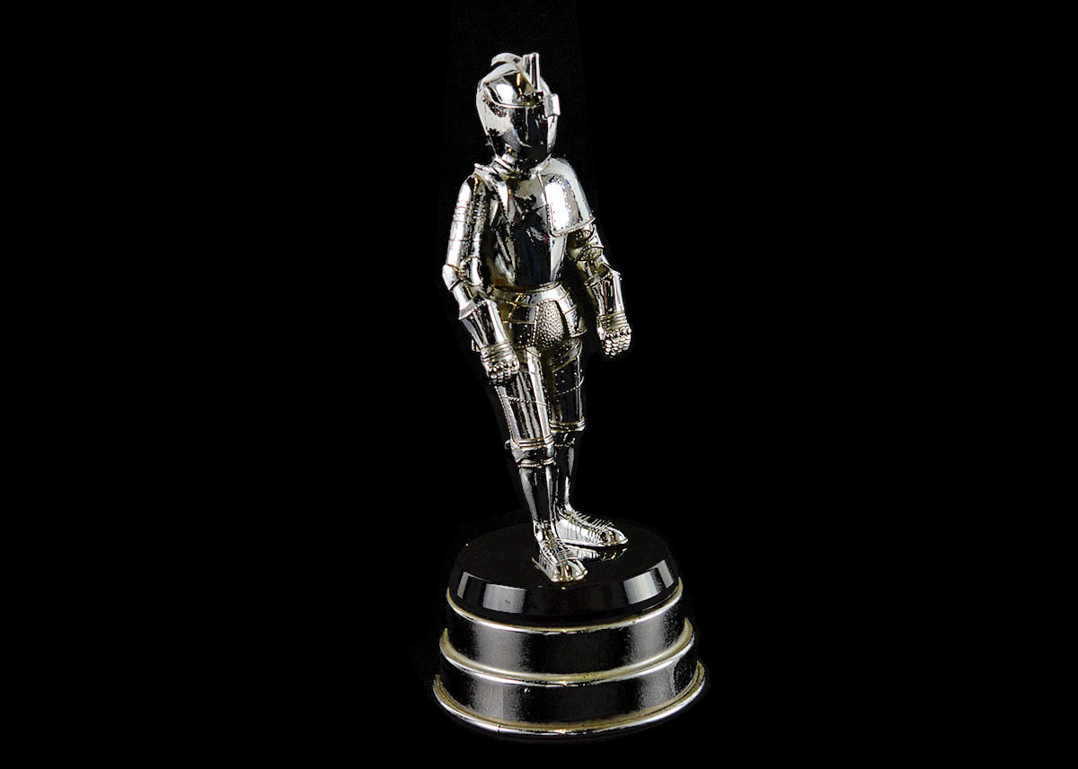 Vintage Knight in Armour Music Box and Table Lighter EBTH