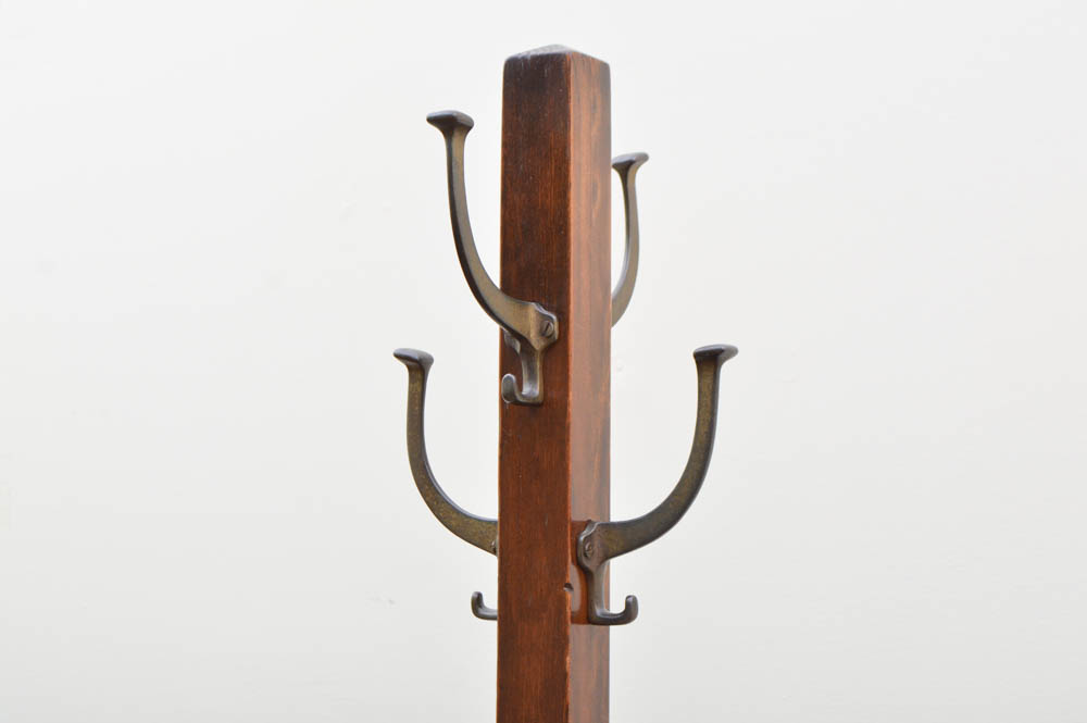 Vintage Oak Coat Tree EBTH