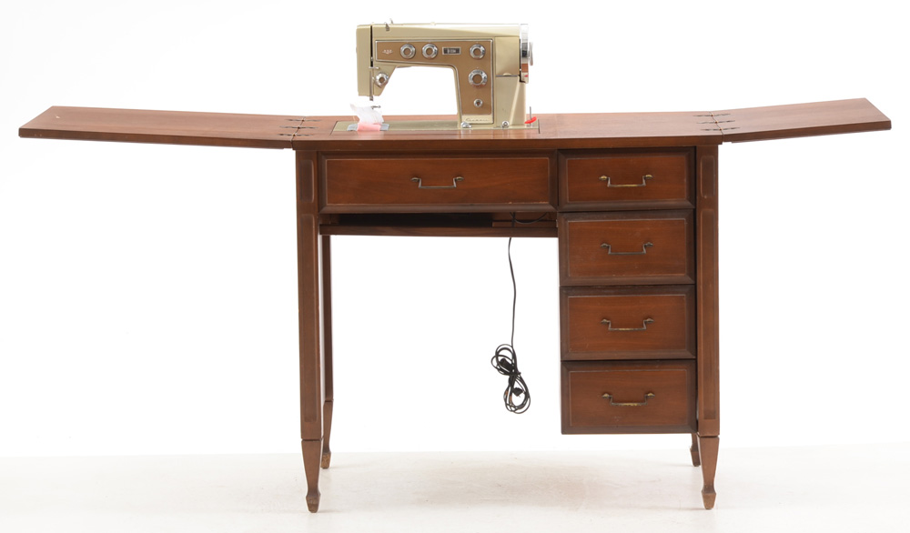 Vintage Kenmore Sewing Machine and Table EBTH
