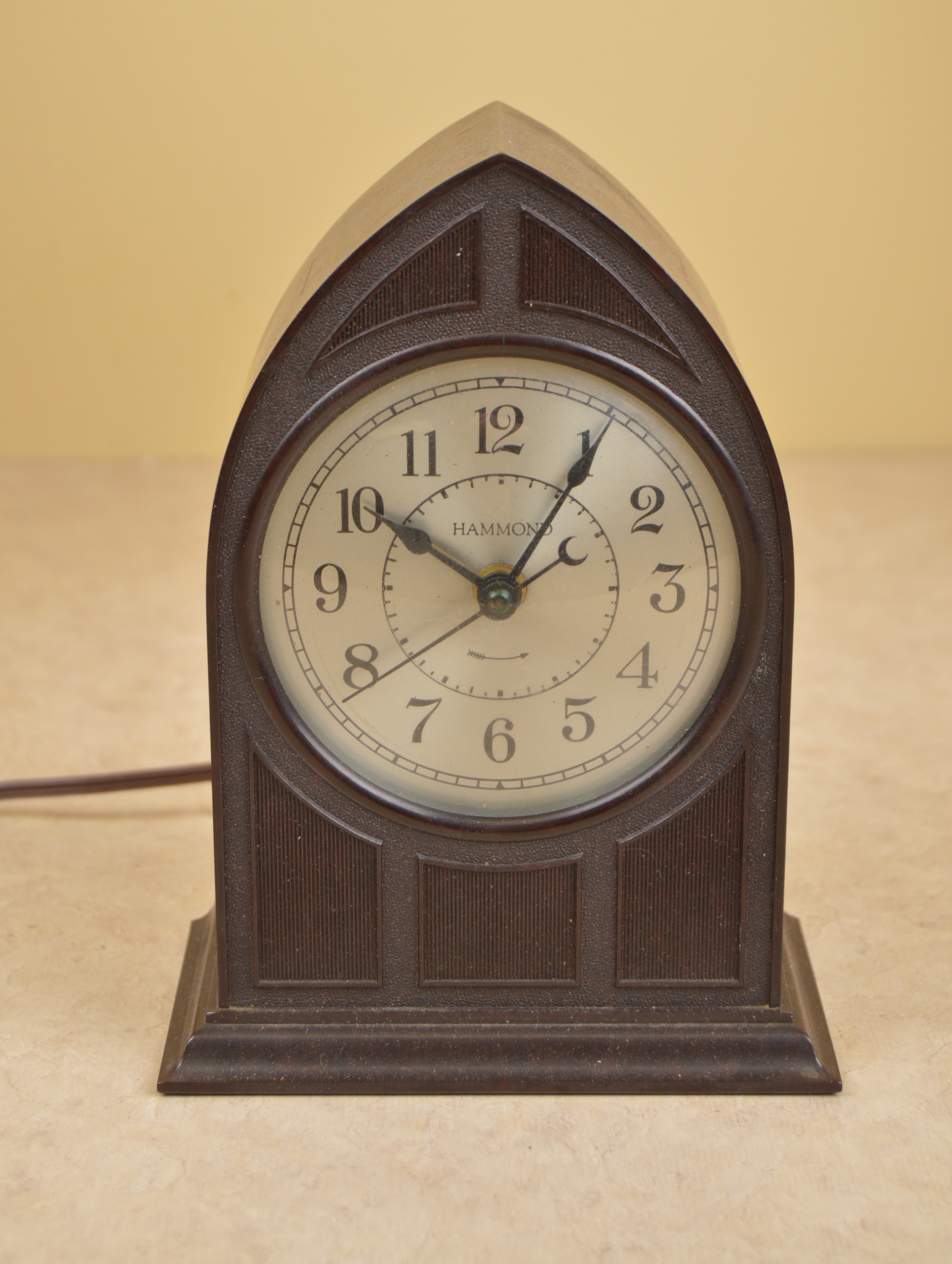 Vintage Electric Clocks EBTH