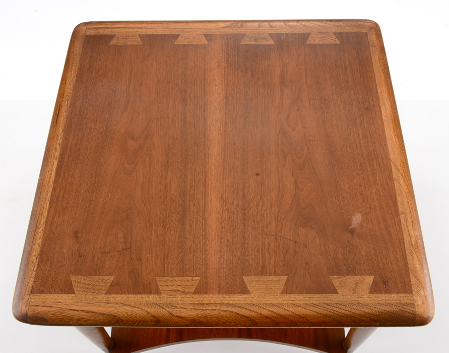 Lane "Acclaim" End Table EBTH