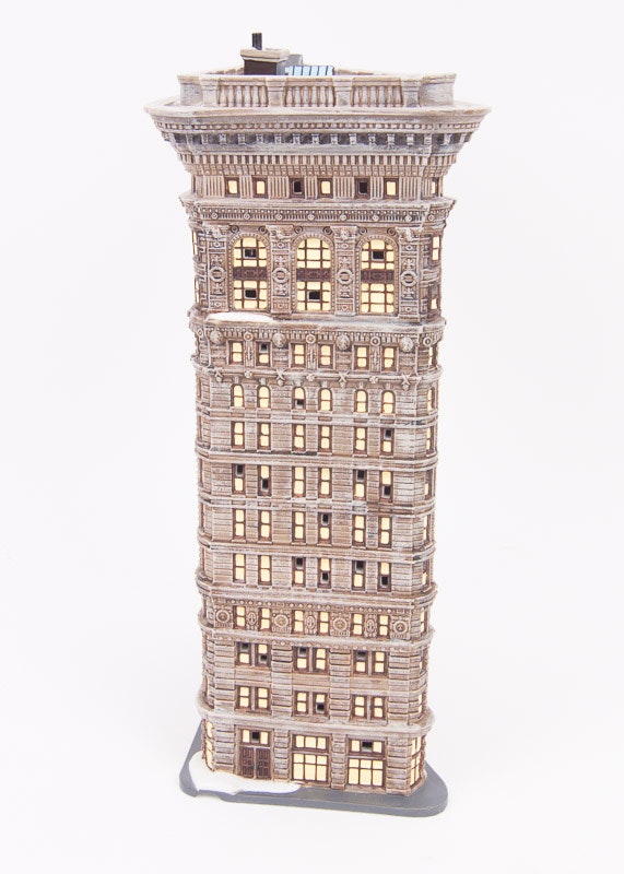 Hand Painted Porcelain "Flatiron Building" by Dept. 56 EBTH