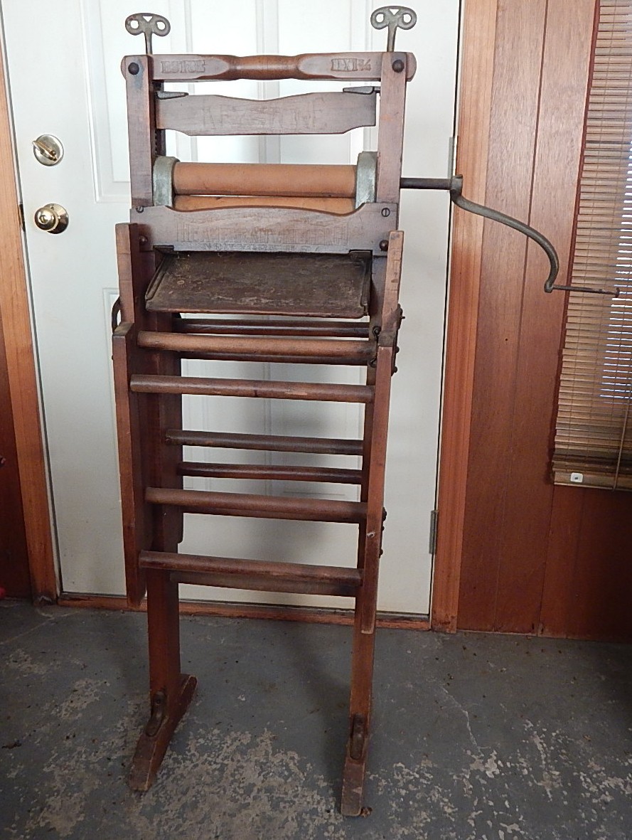 Antique American Wringer Co. Clothes Wringer EBTH