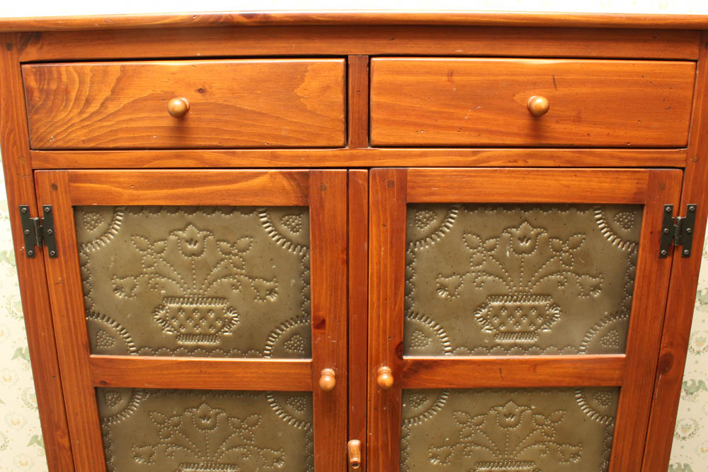 Ethan Allen Pine Pie Safe EBTH