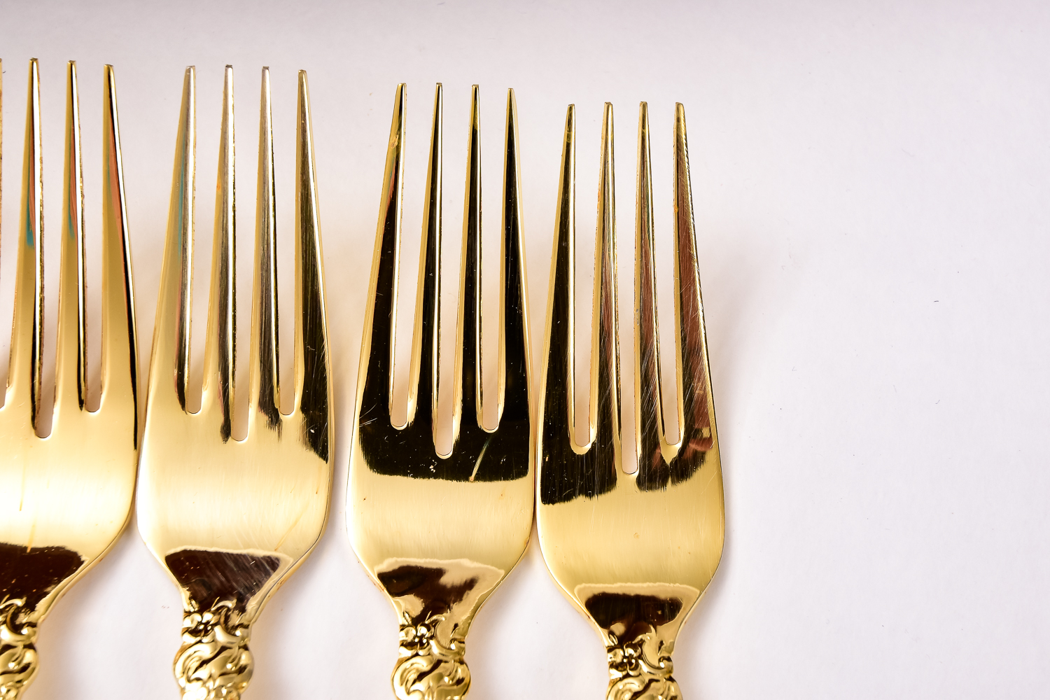 Gold Tone Stainless Steel Flatware EBTH