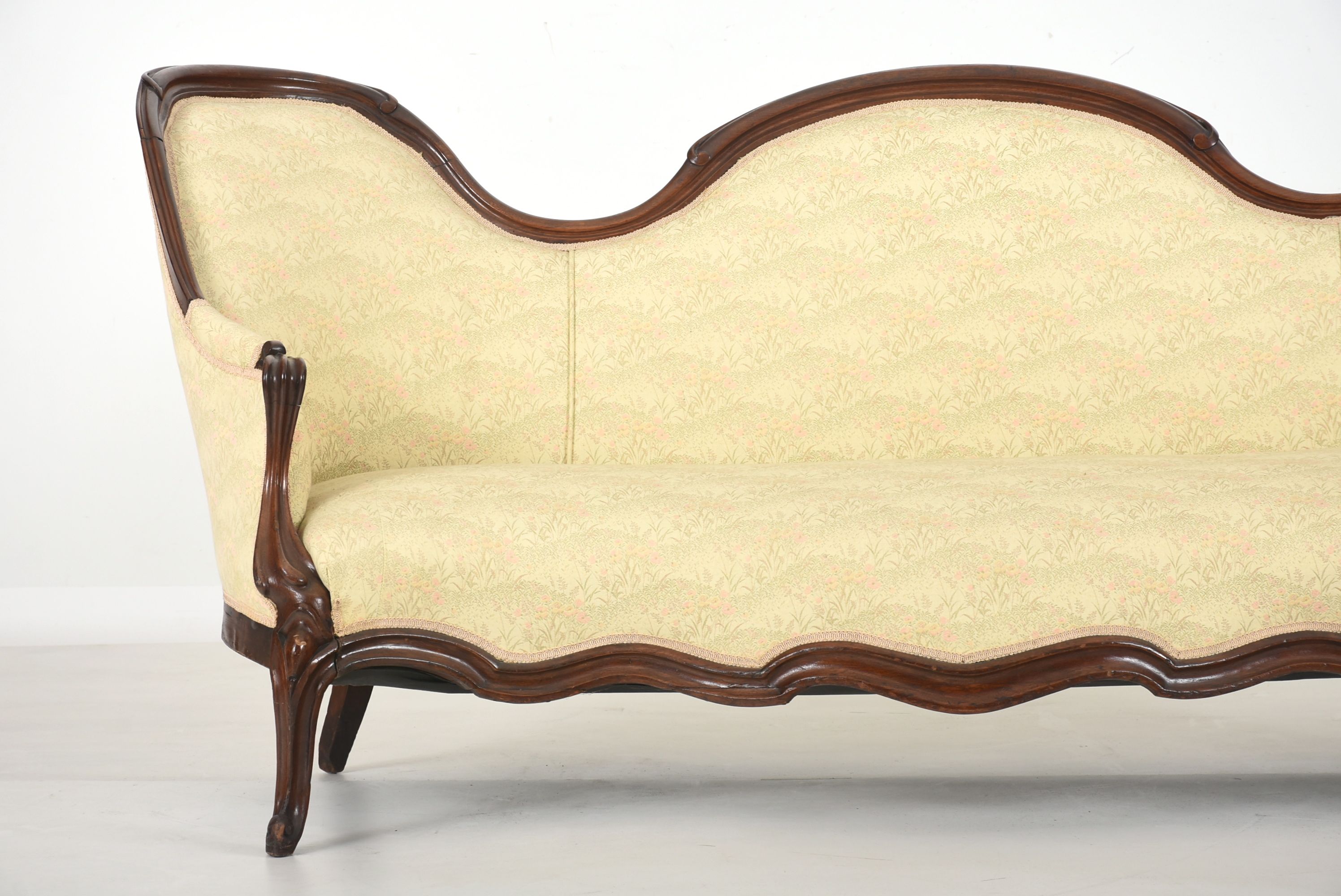 Victorian Parlor Sofa EBTH