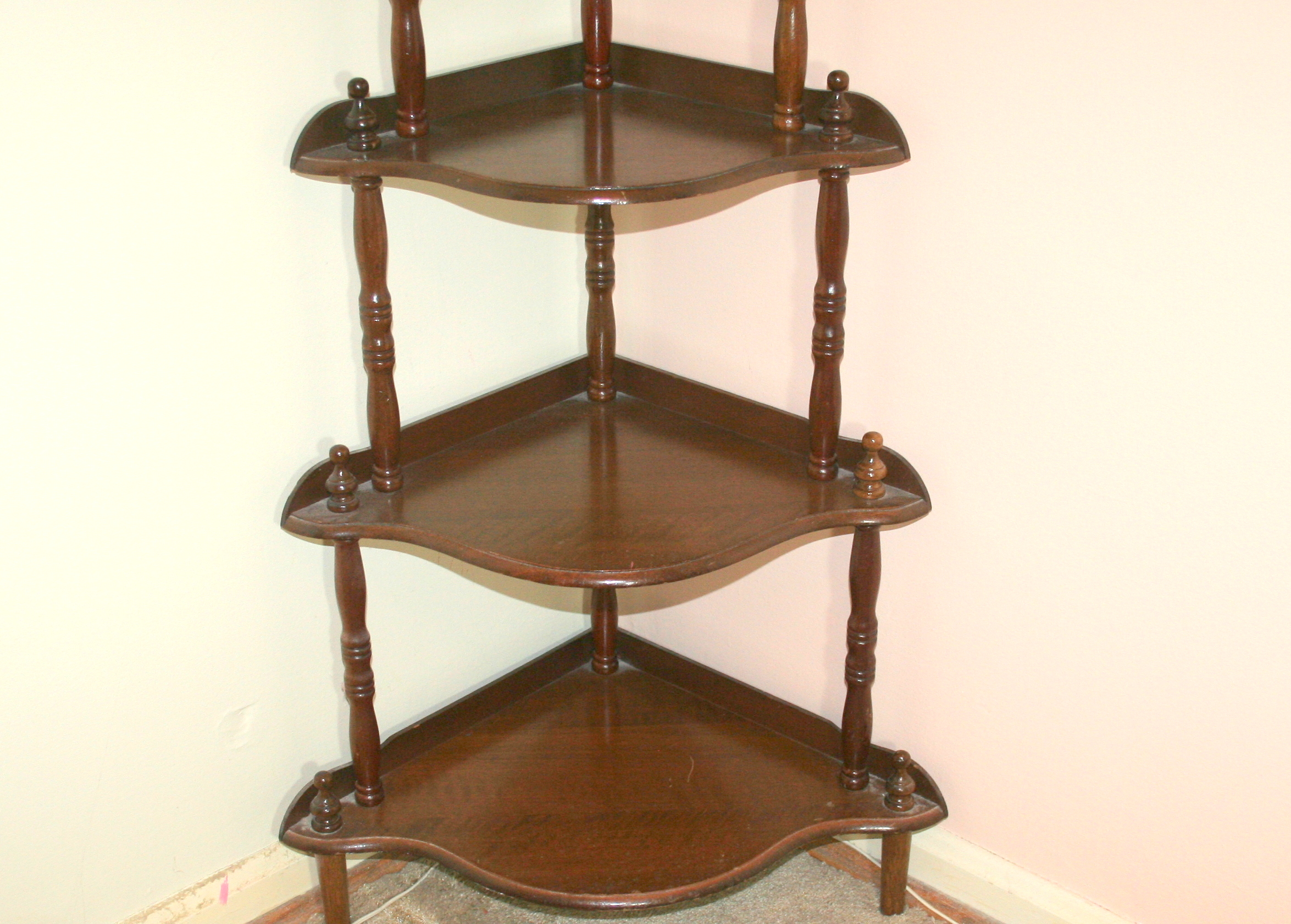 Wood Corner Display Shelf EBTH