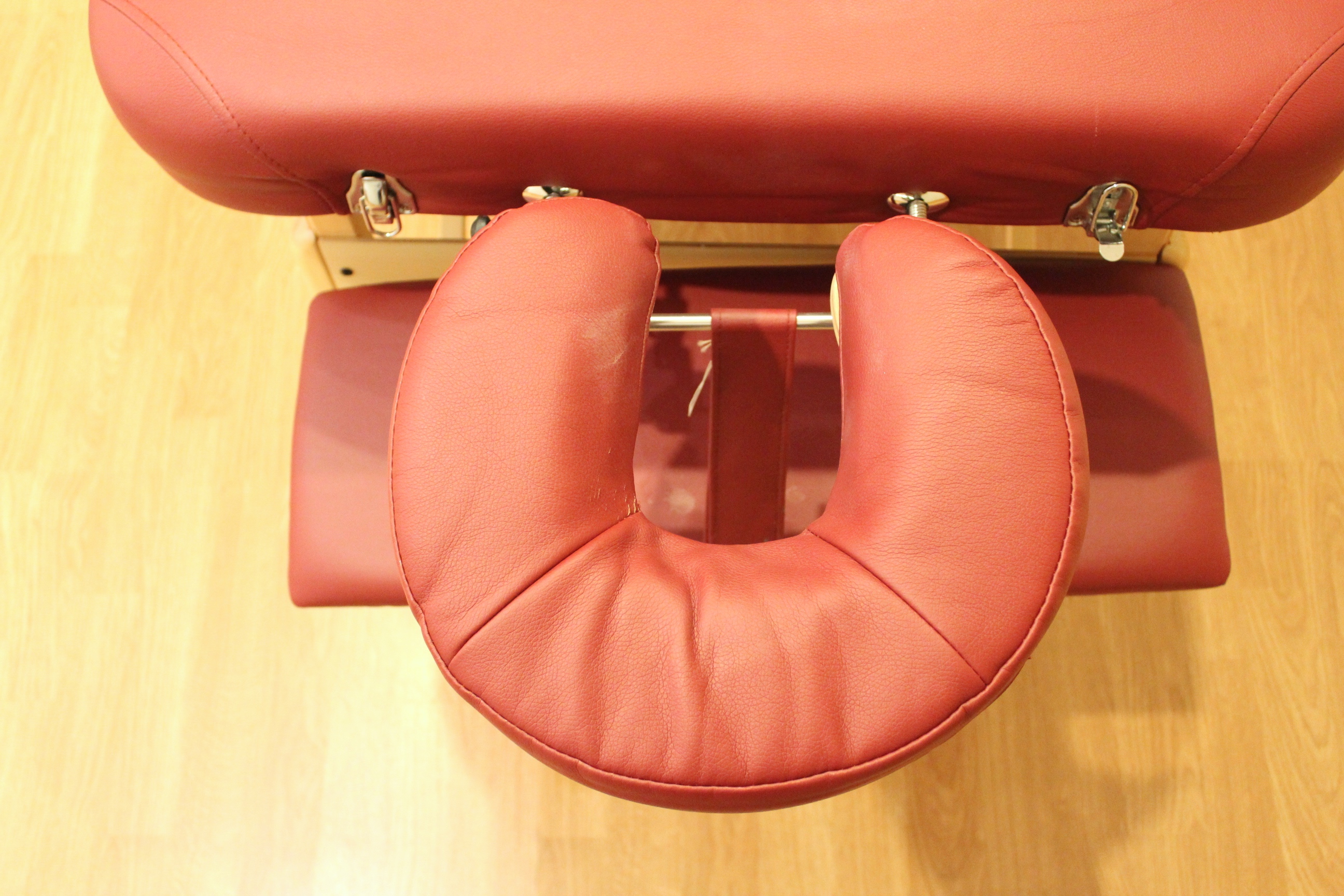 FitMaster Portable Massage Table EBTH