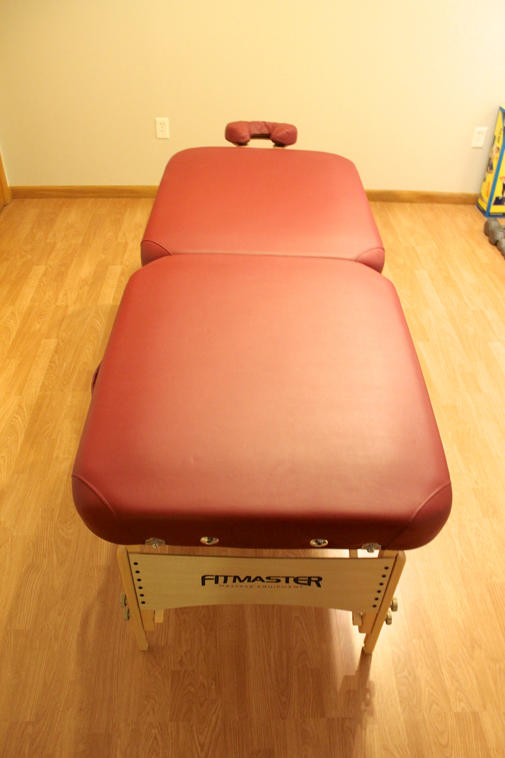 FitMaster Portable Massage Table EBTH