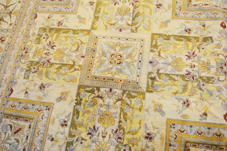 Jerry Aziz Persian Tabriz Style Hand Woven Wool Area Rug EBTH