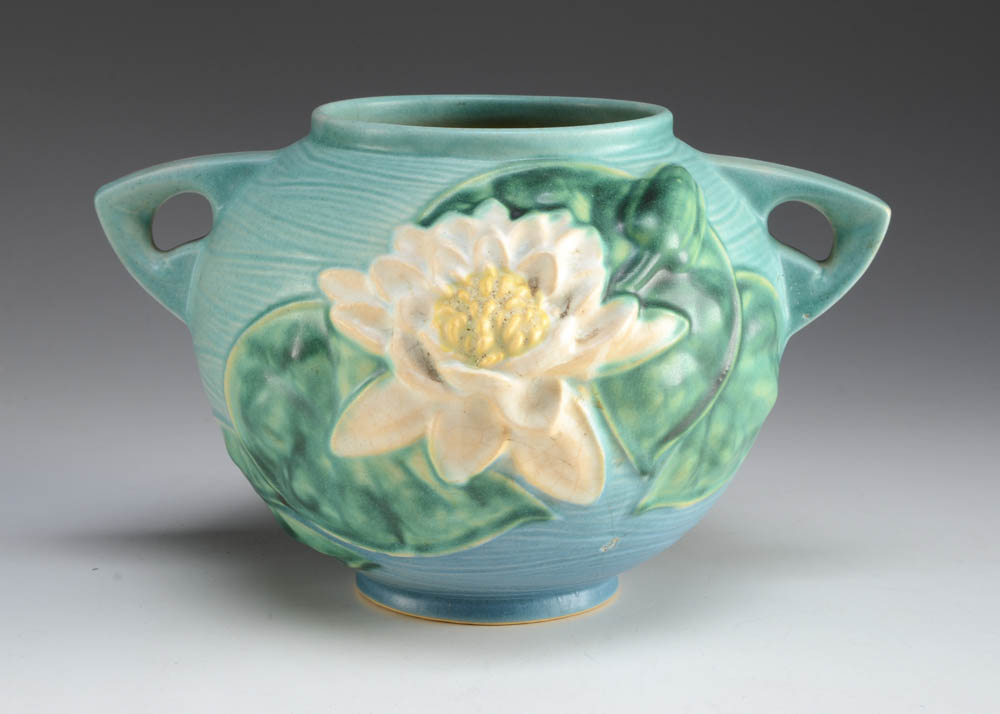 Roseville Art Pottery "Water Lily" Blue Vase EBTH