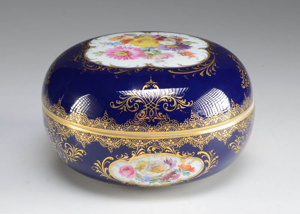 Antique Meissen Cobalt Porcelain Trinket Box EBTH