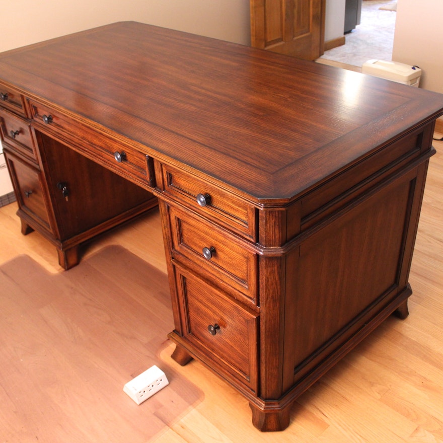 Whalen Executive Desk Ebth