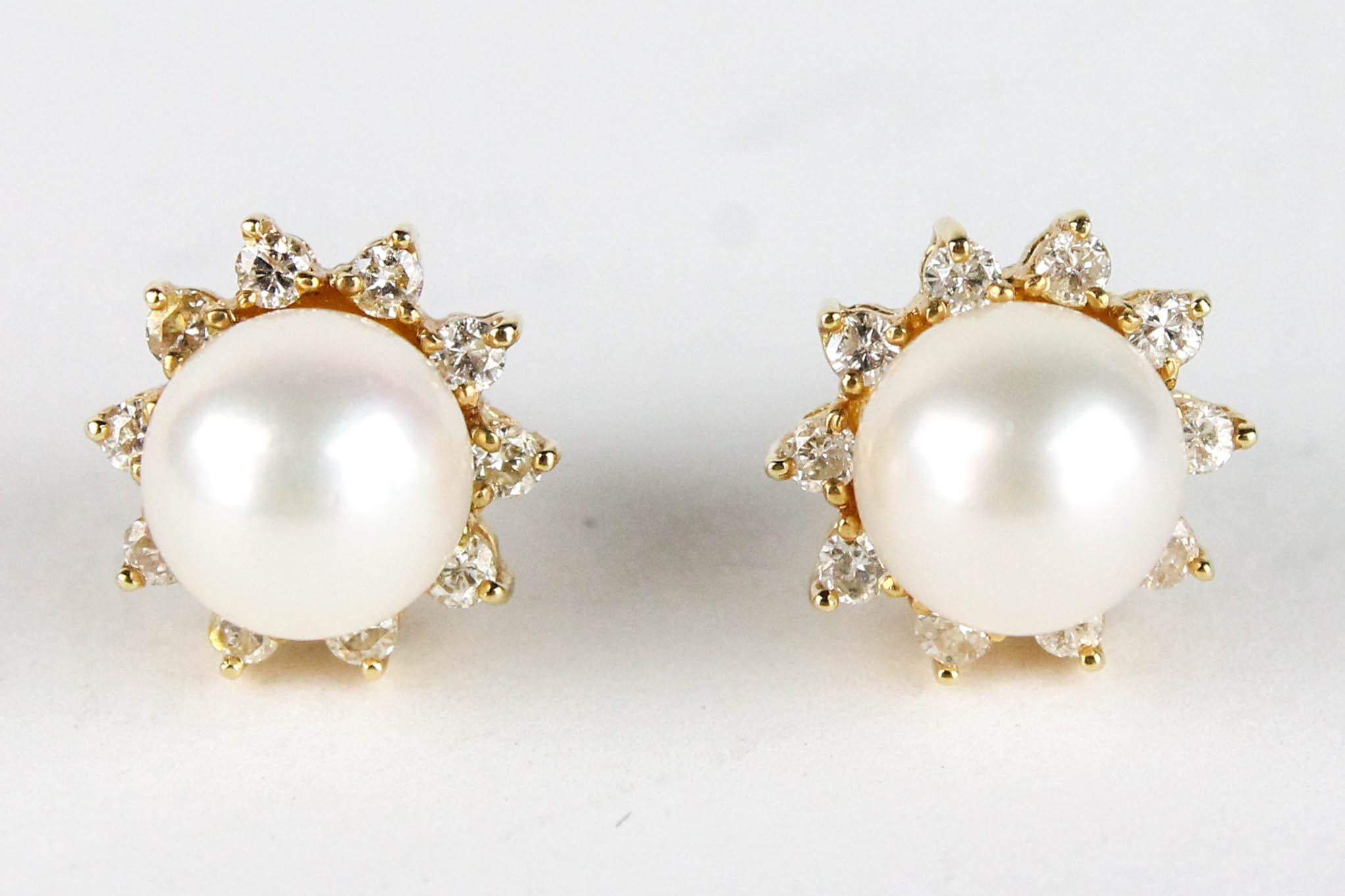 14K Yellow Gold Earring and Ring Set with Diamonds and Pearls EBTH