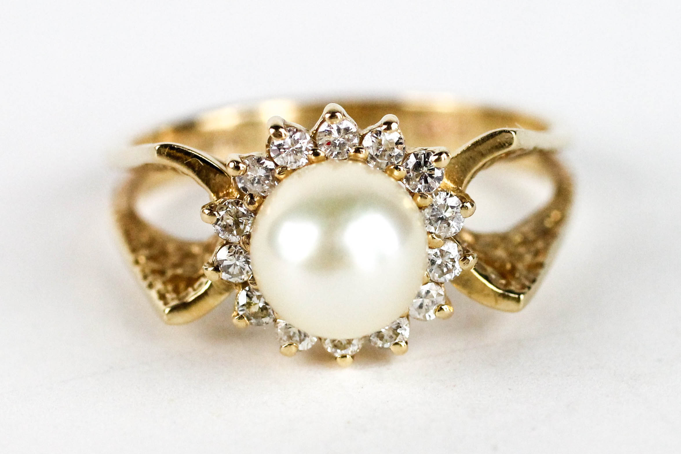 14K Yellow Gold Earring and Ring Set with Diamonds and Pearls EBTH