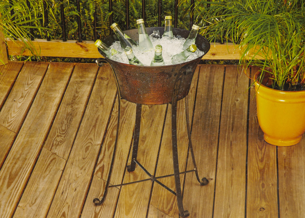 Garden Treasures Hammered Copper Ice Bucket with Stand EBTH
