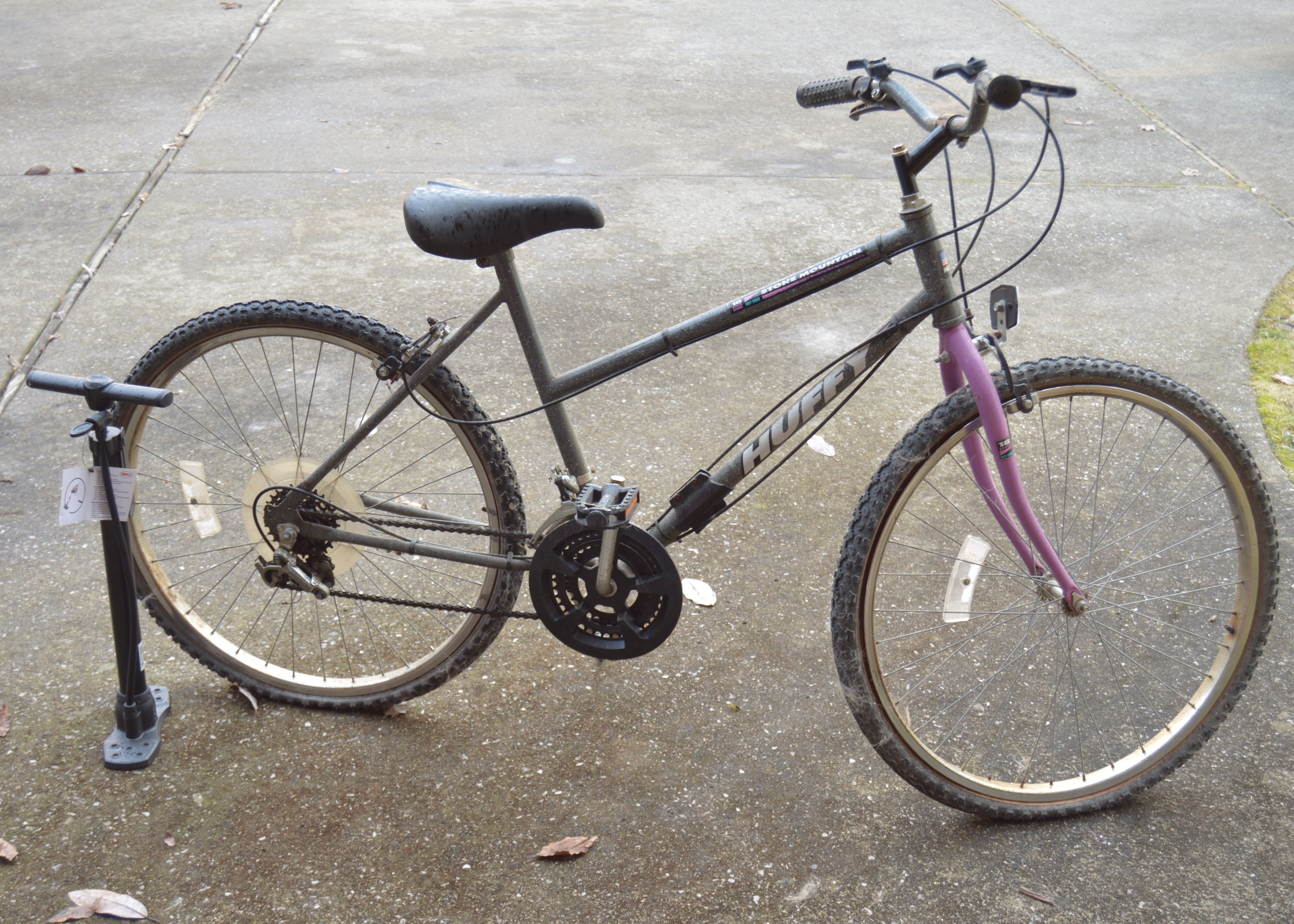 huffy stone mountain 18 speed bike for sale
