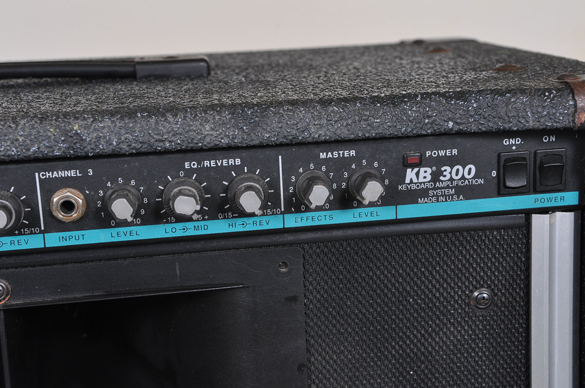 Peavy KB300BW Keyboard Amplifier EBTH