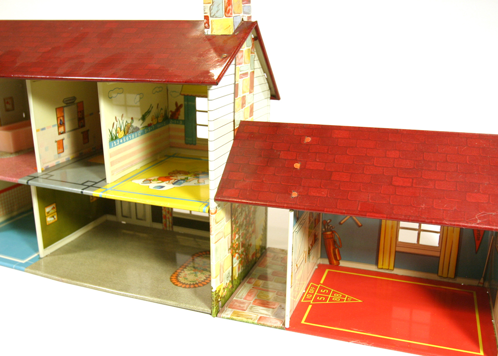 Vintage Metal Dollhouse EBTH
