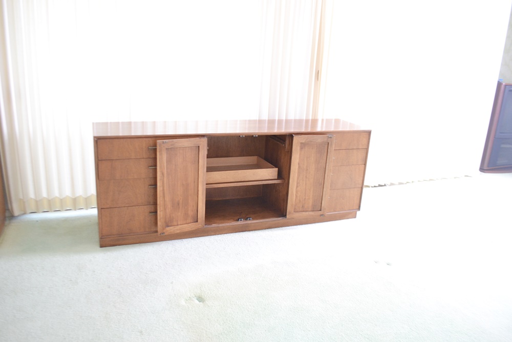 Mid Century Modern Jack Cartwright For Founders Furniture Dresser EBTH
