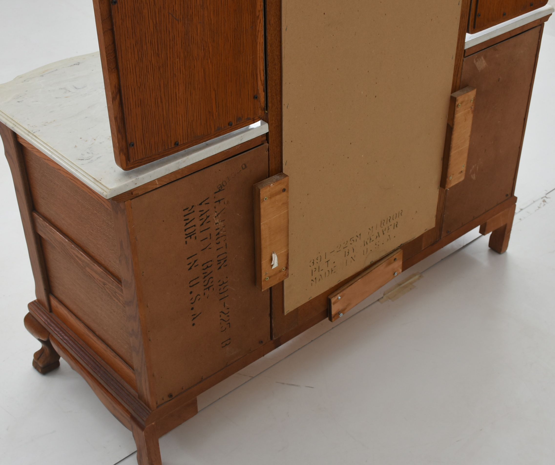 Lexington Furniture Victorian Sampler Collection Vanity EBTH